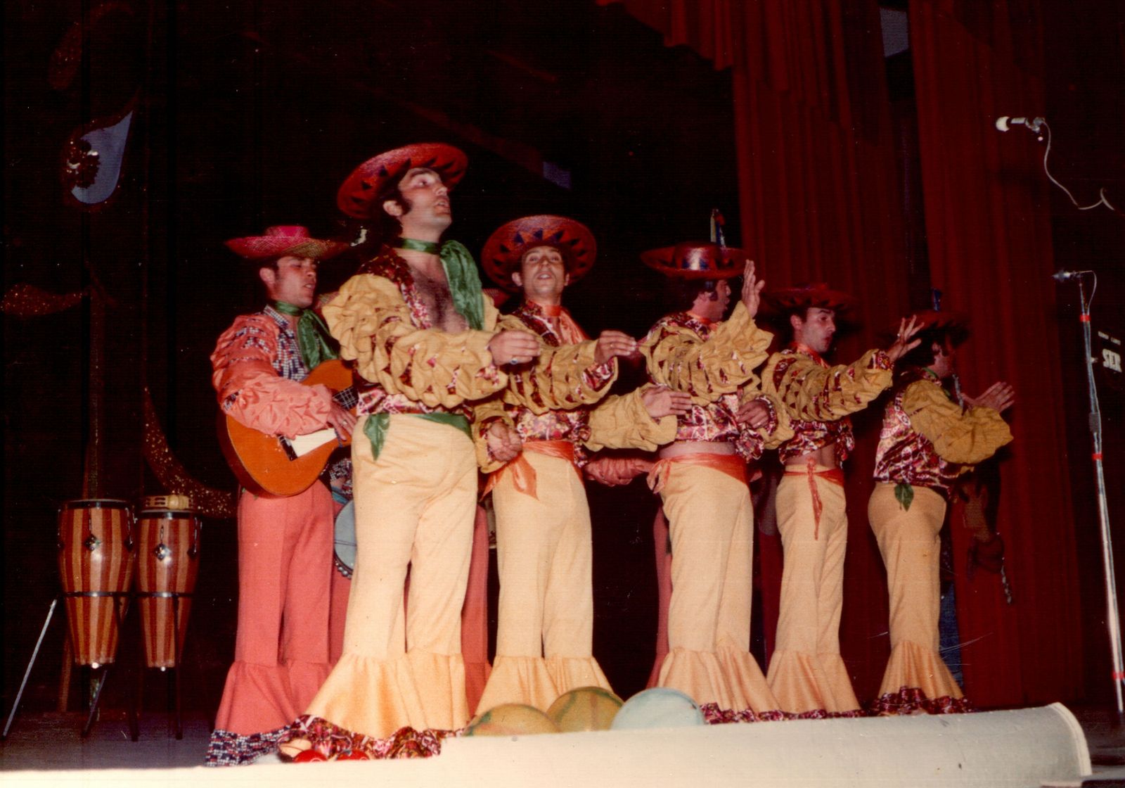 La comparsa que cantó al Atleti