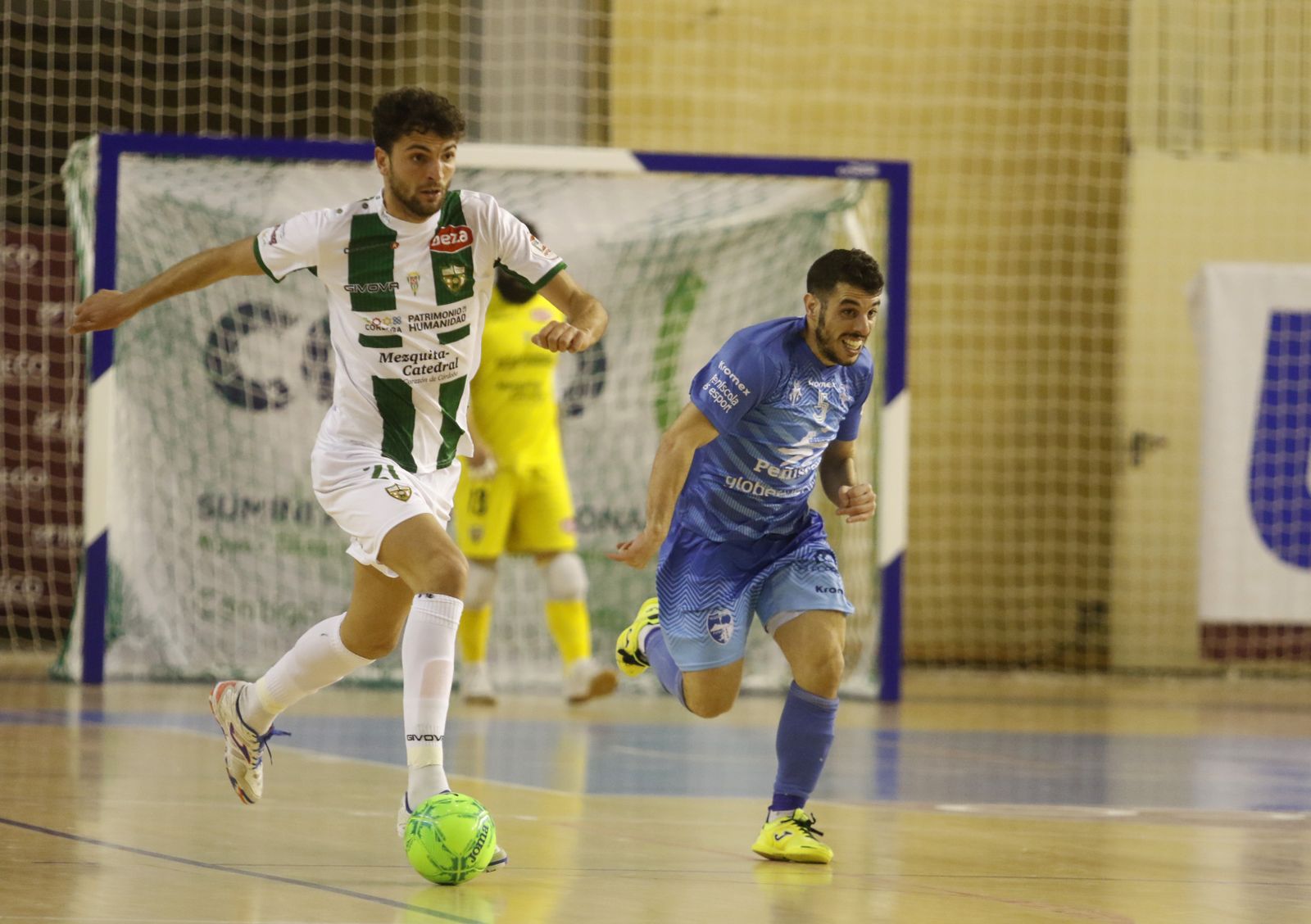 Fotografías: La victoria del Córdoba Futsal sobre el Peñíscola