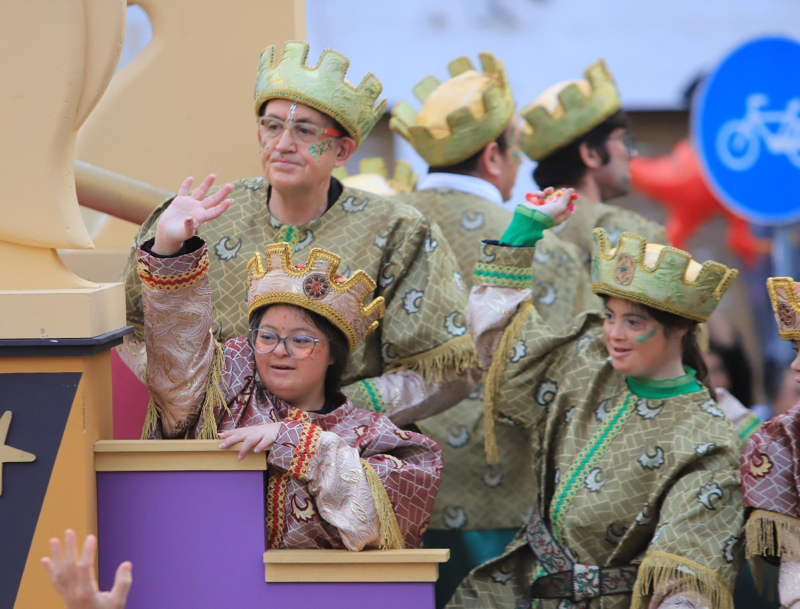 Imágenes de la Cabalgata de los Reyes Magos de Jerez 2025