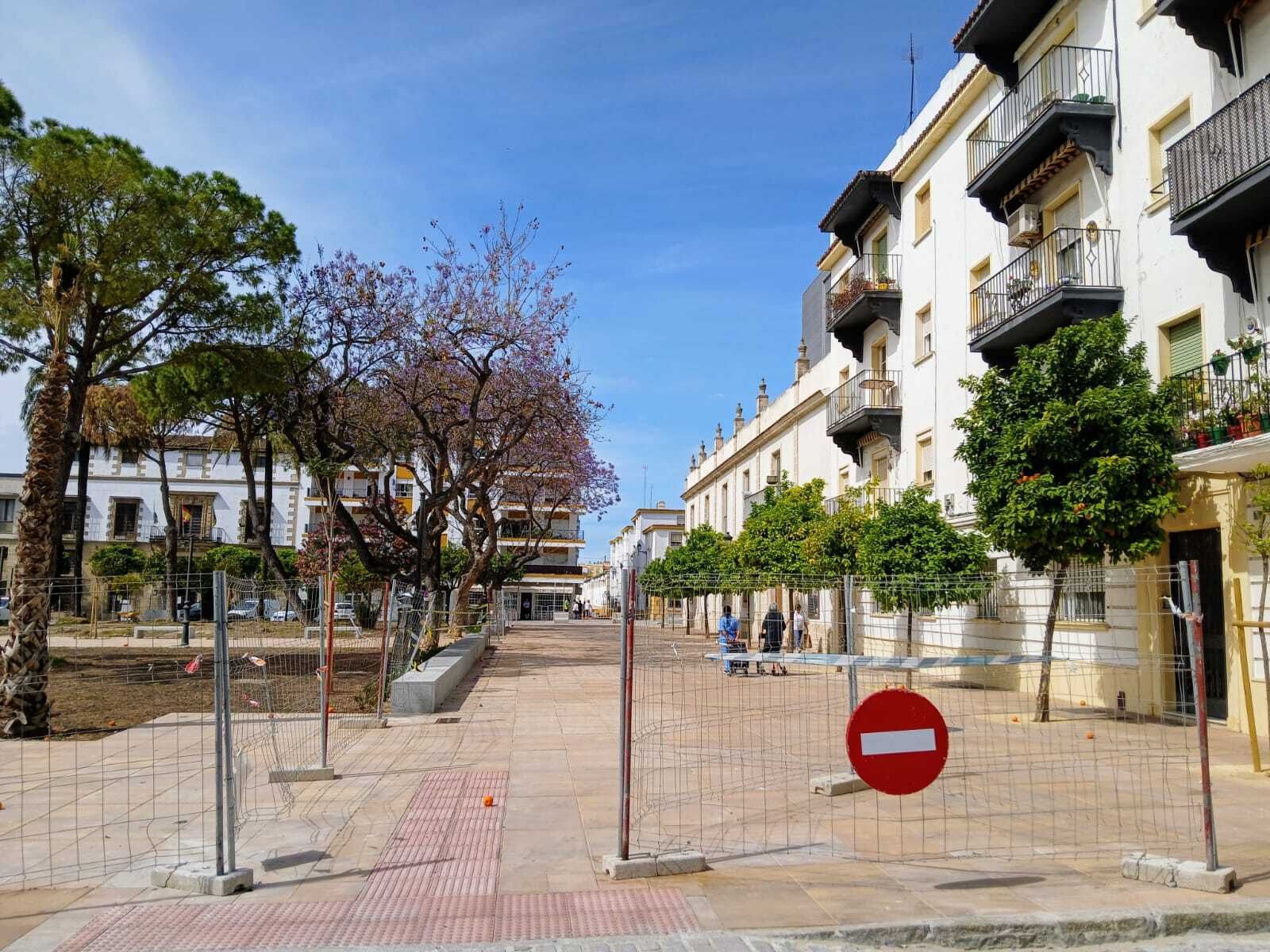 Las imágenes de la reforma de la plaza de El Polvorista, en El Puerto de Santa María