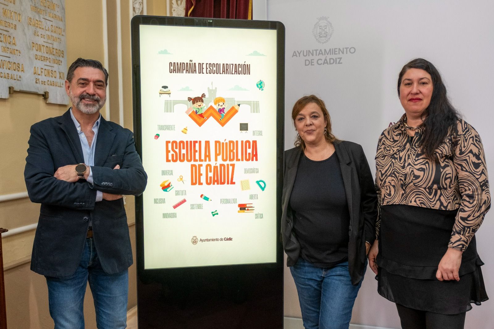 De izquierda a derecha José Manuel Verdulla, Rosa Parra y Esther Mata.