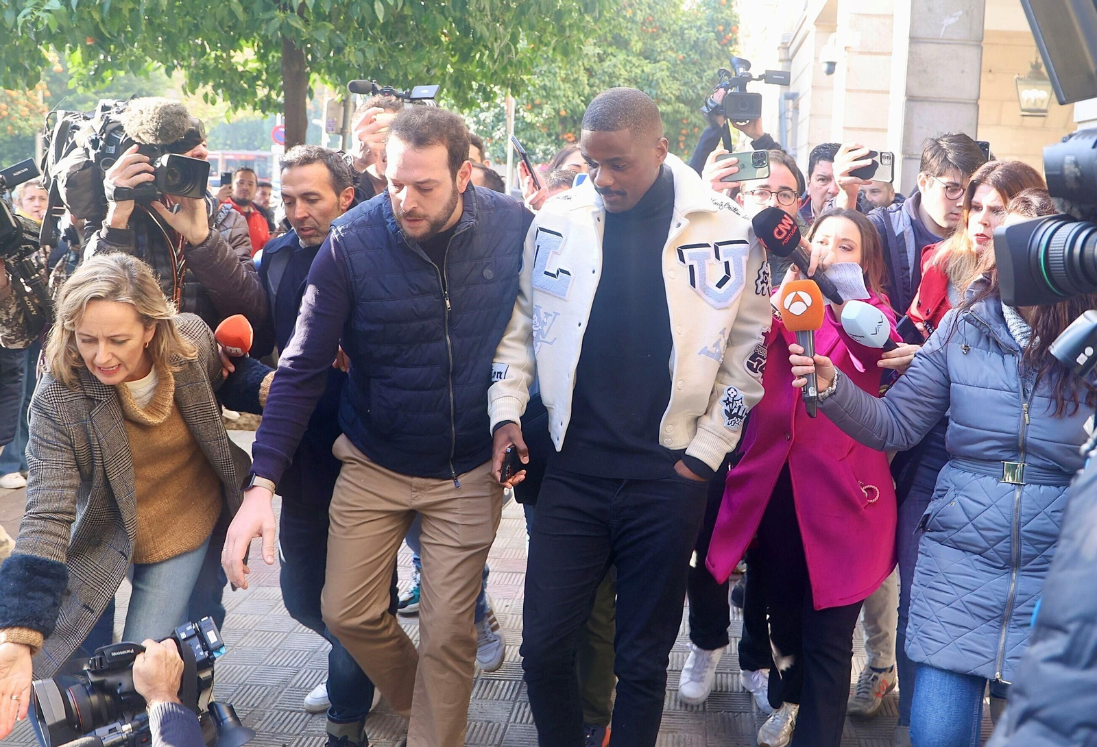 Las fotos de William Carvalho en los juzgados