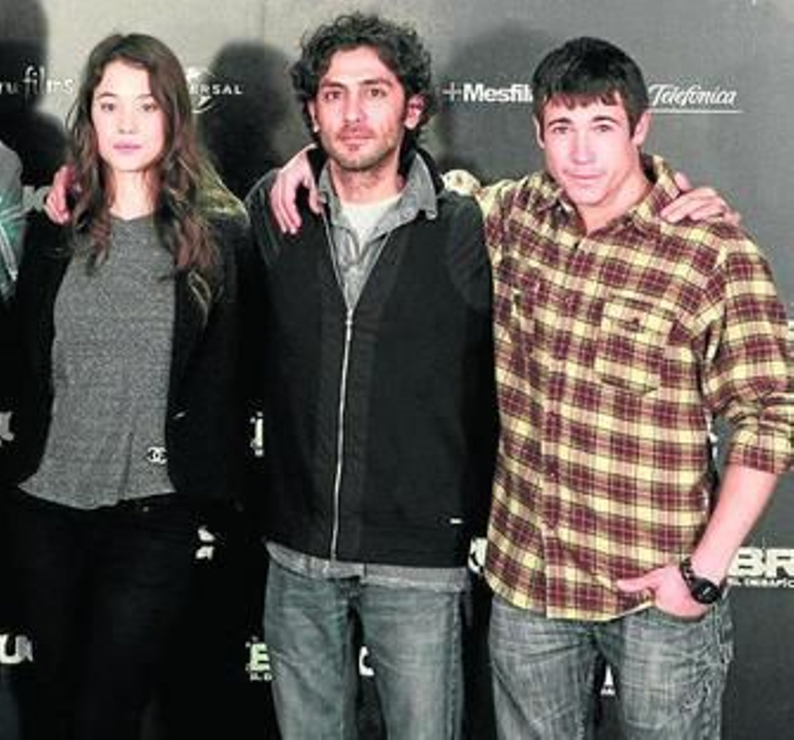 Ballesta (derecha), con Astrid Bergès-Frisbey y Daniel Benmayor.