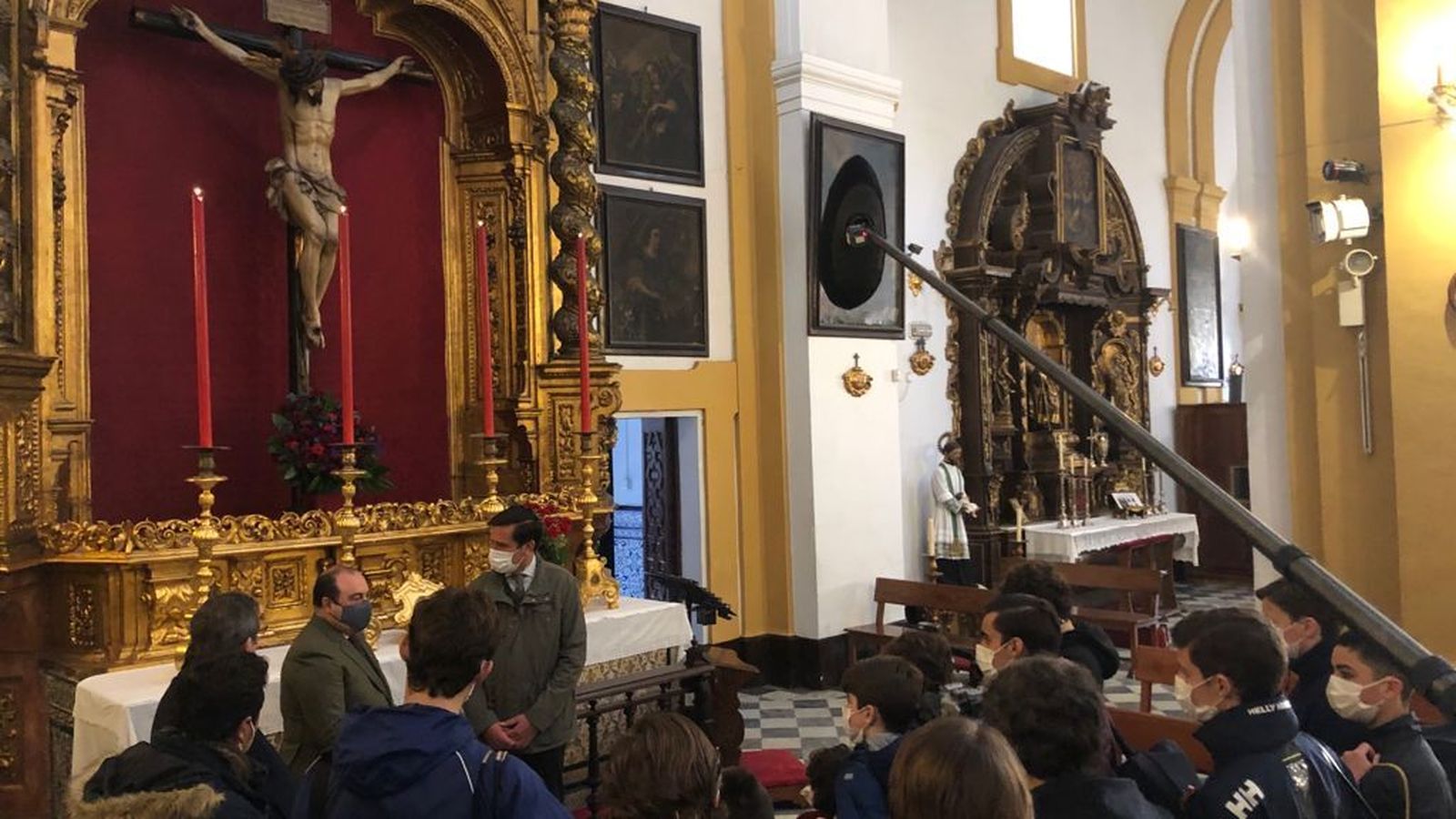 Los jóvenes taurinos en la iglesia de San Bernardo.