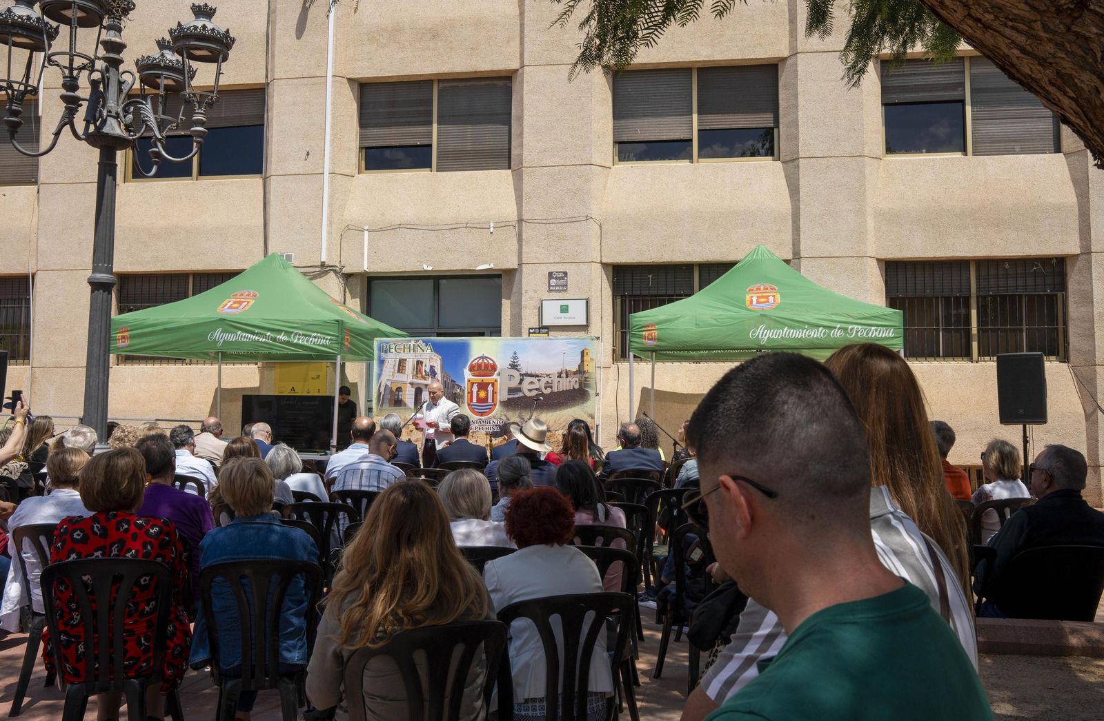 Las imágenes del homenaje a Juan Mañas, víctima del caso Almería