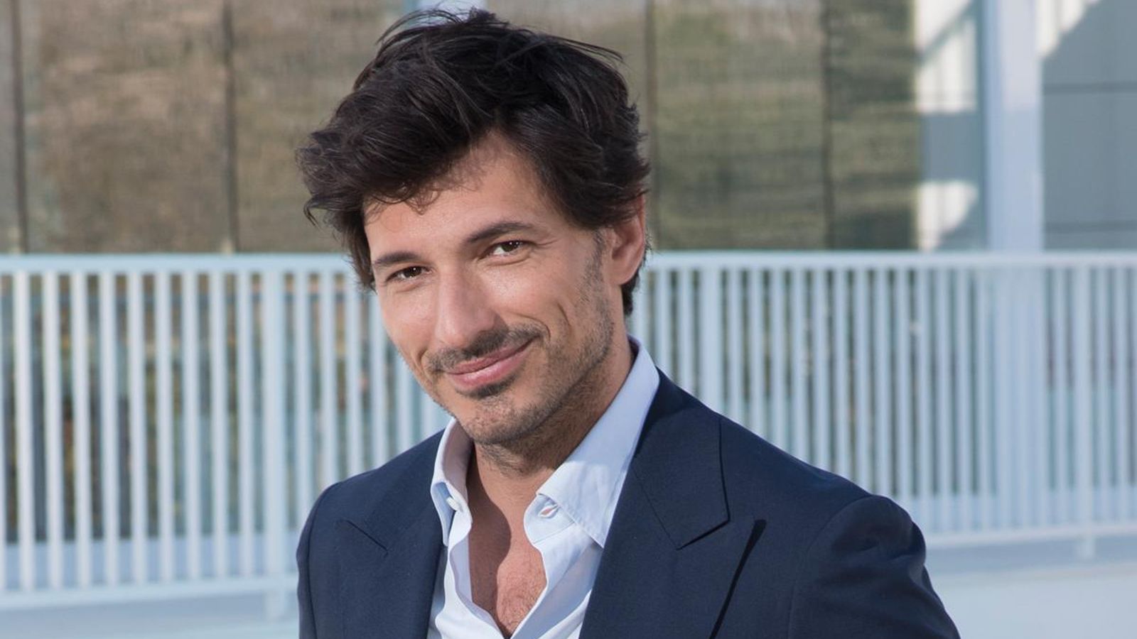 Andrés Velencoso.
