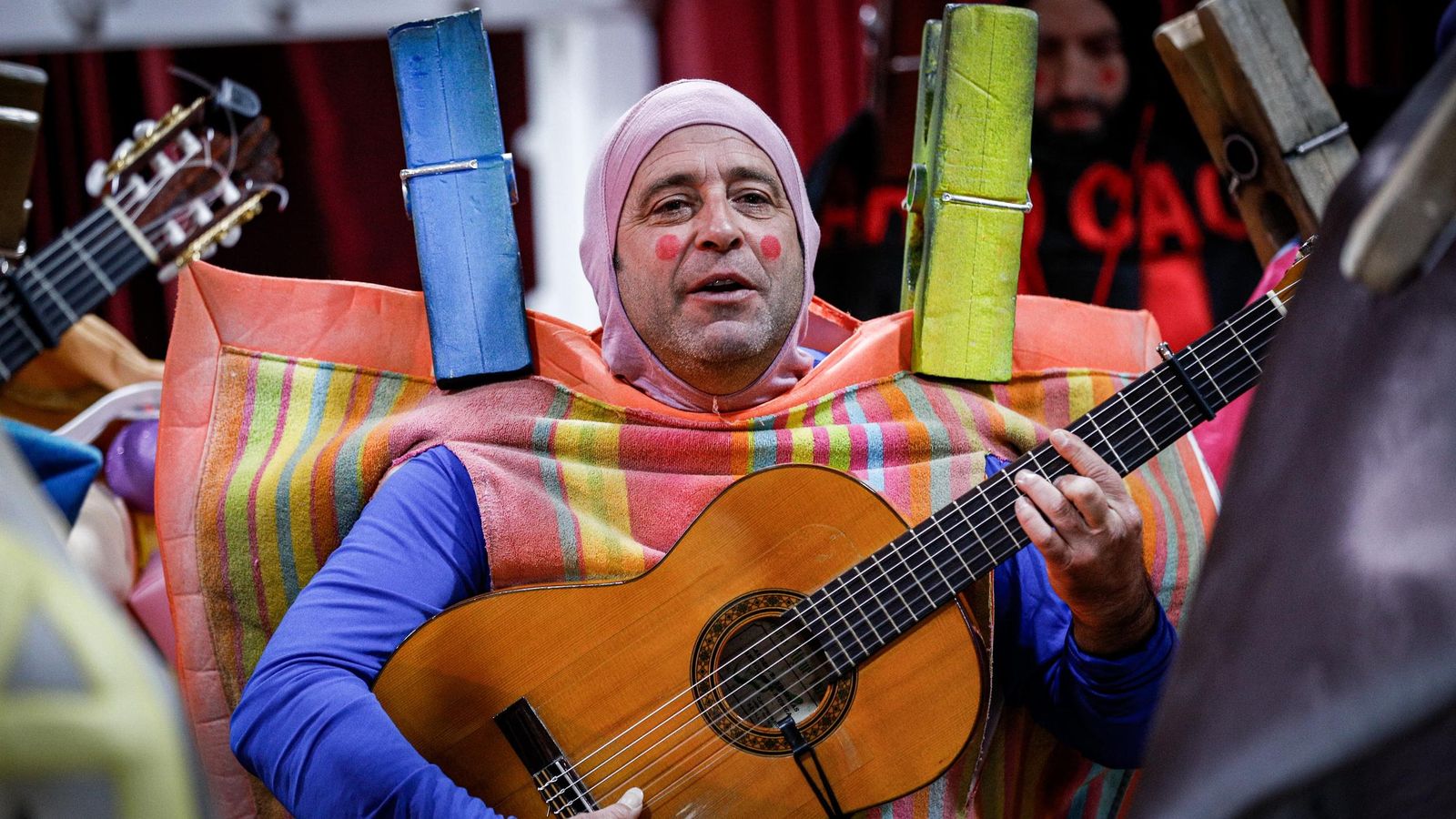 Búscate entre las mejores imágenes de la decimocuarta sesión de preliminares del COAC 2025