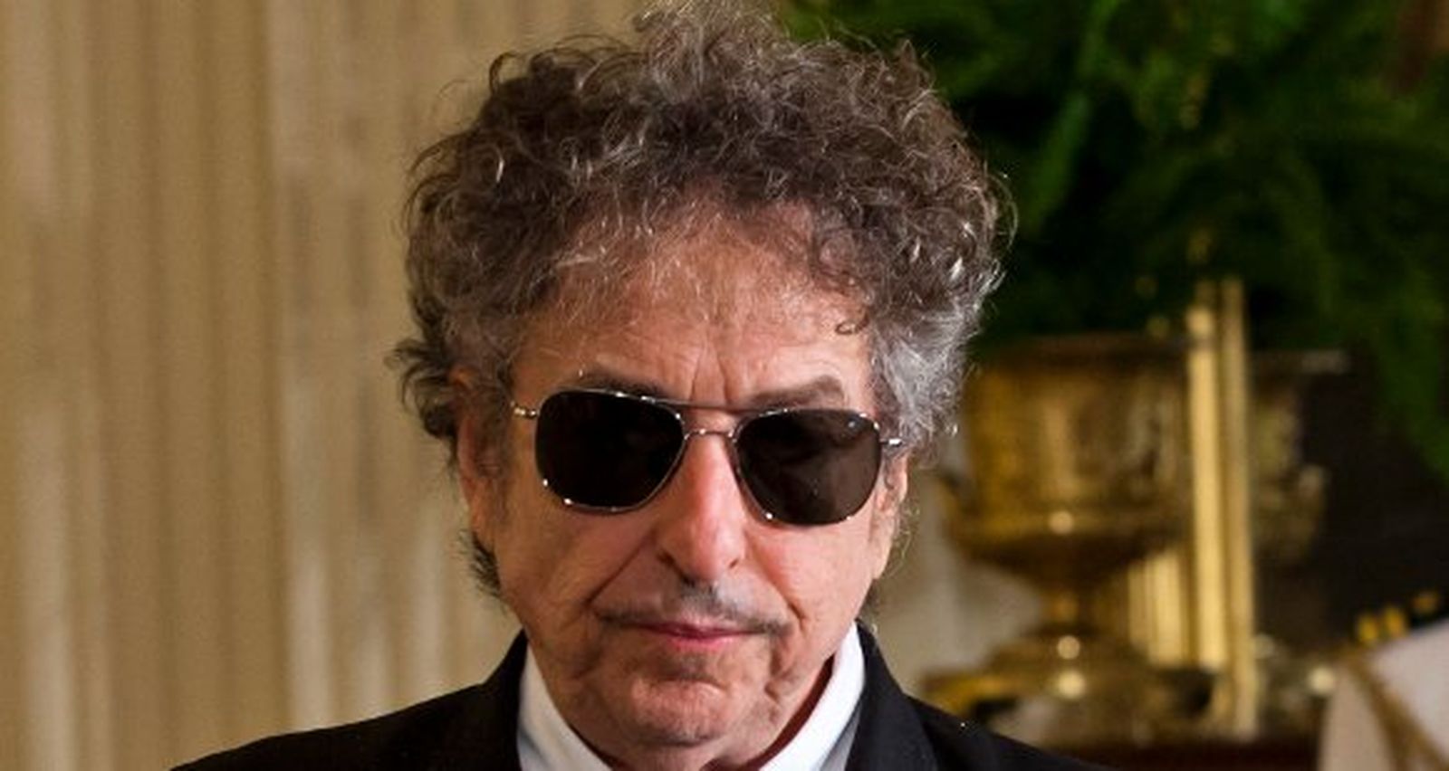 La Academia Sueca desiste en su intento de contactar con Dylan tras el Nobel