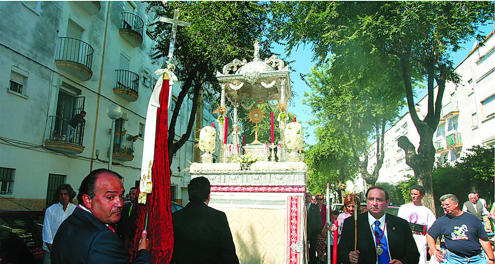 Procesión sacramental del Corpus Christi en La Plata.