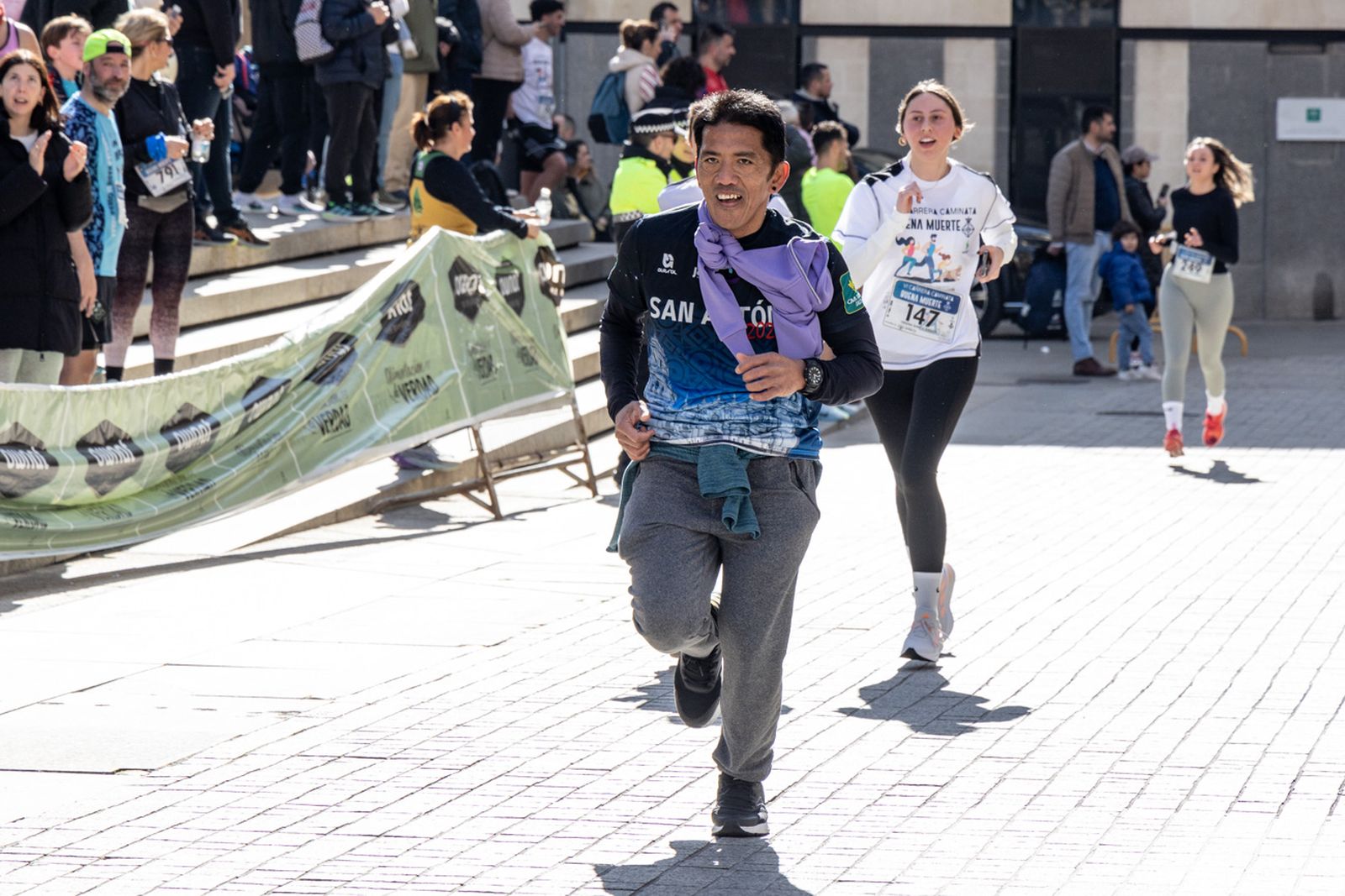 En imágenes: deporte y solidaridad se dan la mano en la VI Carrera-Caminata de la Hermandad de la Buena Muerte (2)