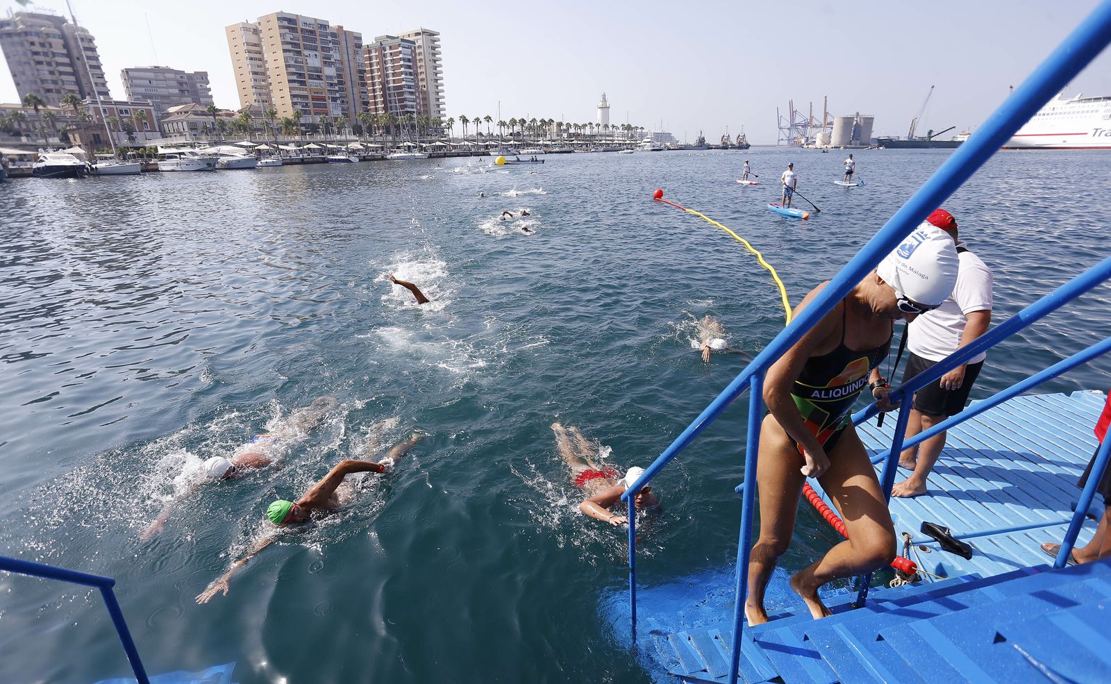 Fotos de la 60ª Travesía a Nado del Puerto de Málaga