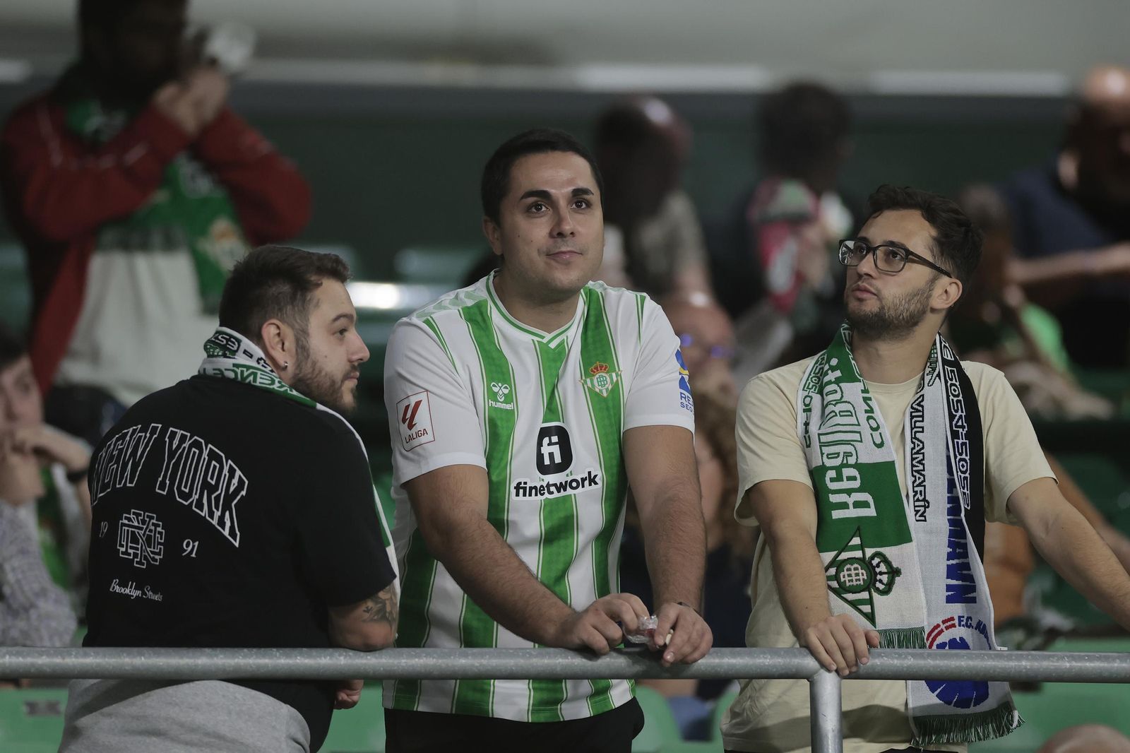 Búscate en las fotos del Betis-Copenhague