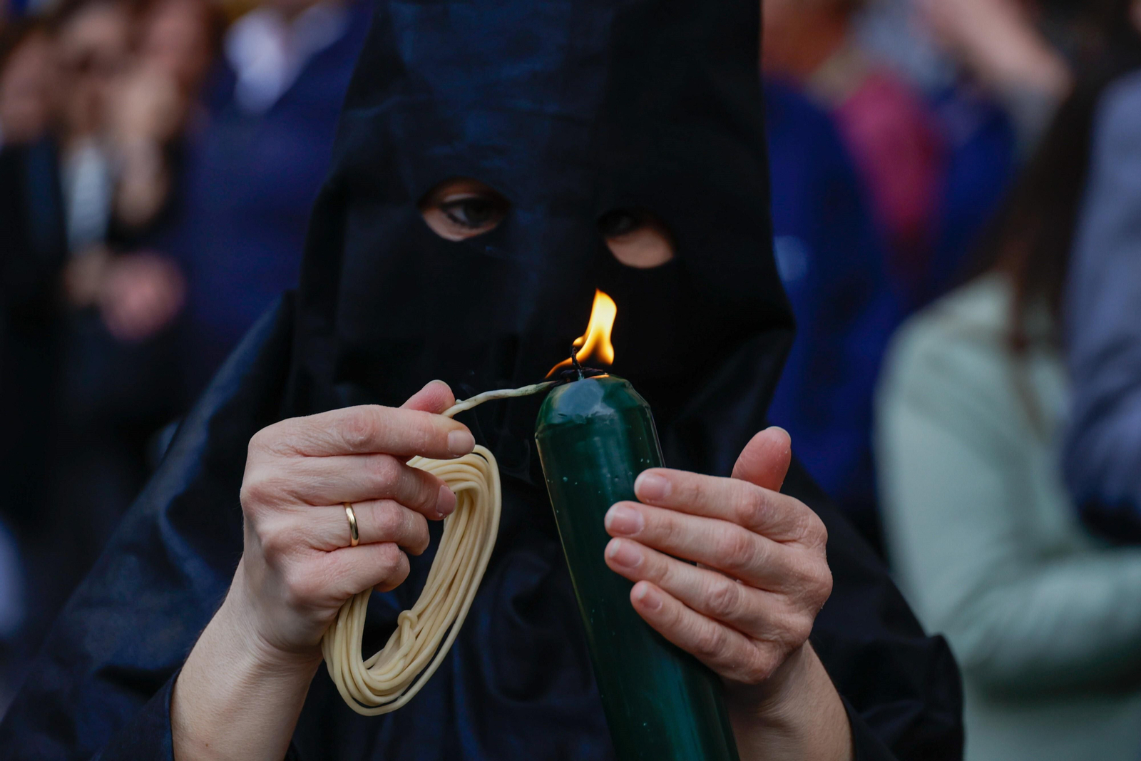 Las imágenes de la salida de Vera-Cruz en Cádiz en la Semana Santa 2023