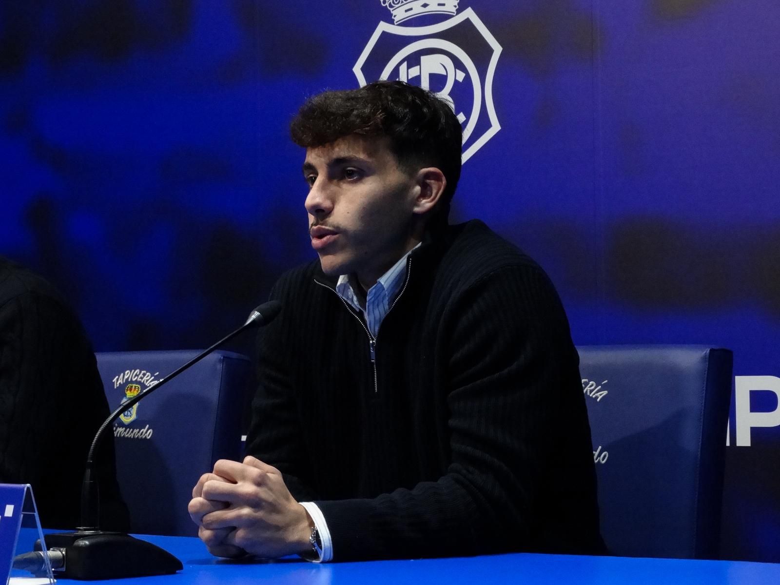 La presentación de los nuevos fichajes del Recre, en fotografías