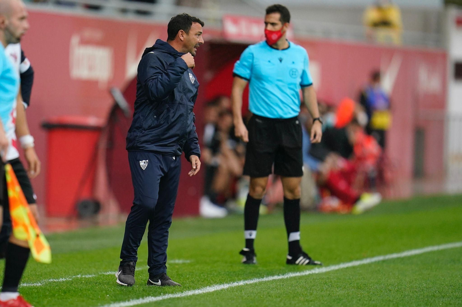 El malagueño Alejandro Acejo continuará como entrenador del Sevilla Atlético