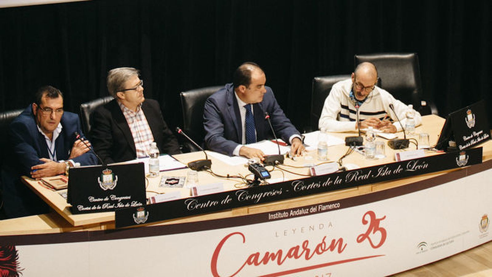 Mesa redonda sobre el legado de Camarón, con Barberán, Vergara, Fernández y Glez (de i. a d.).