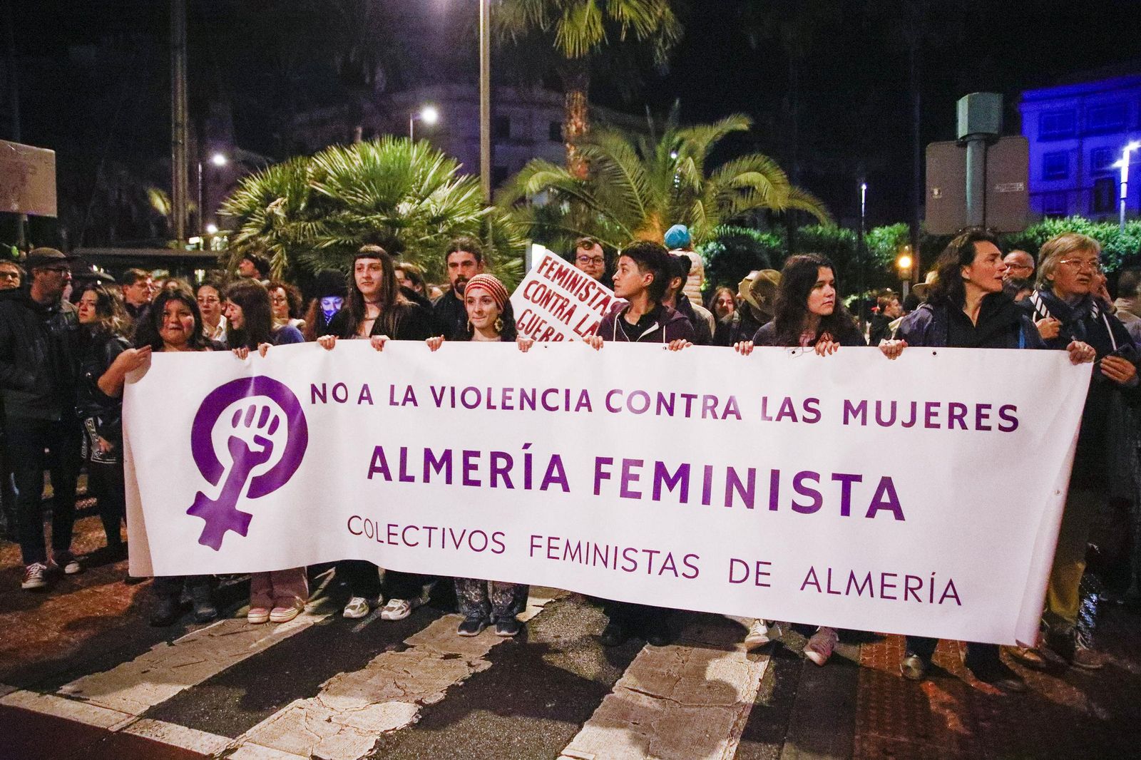Las imágenes de la manifestación realizada por Asamblea Feminista 8M en Almería