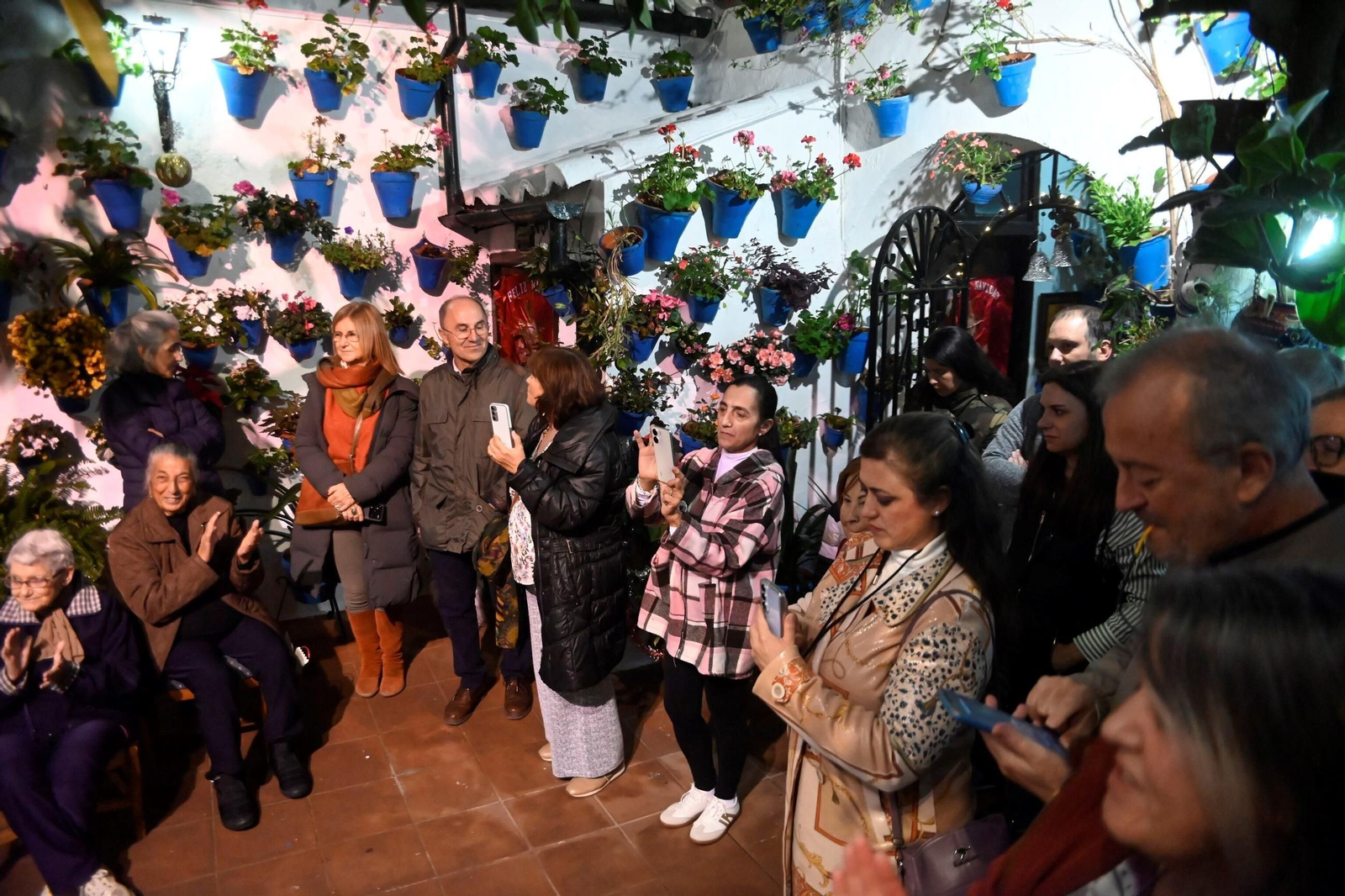 Los Patios de Córdoba se visten de gala por Navidad