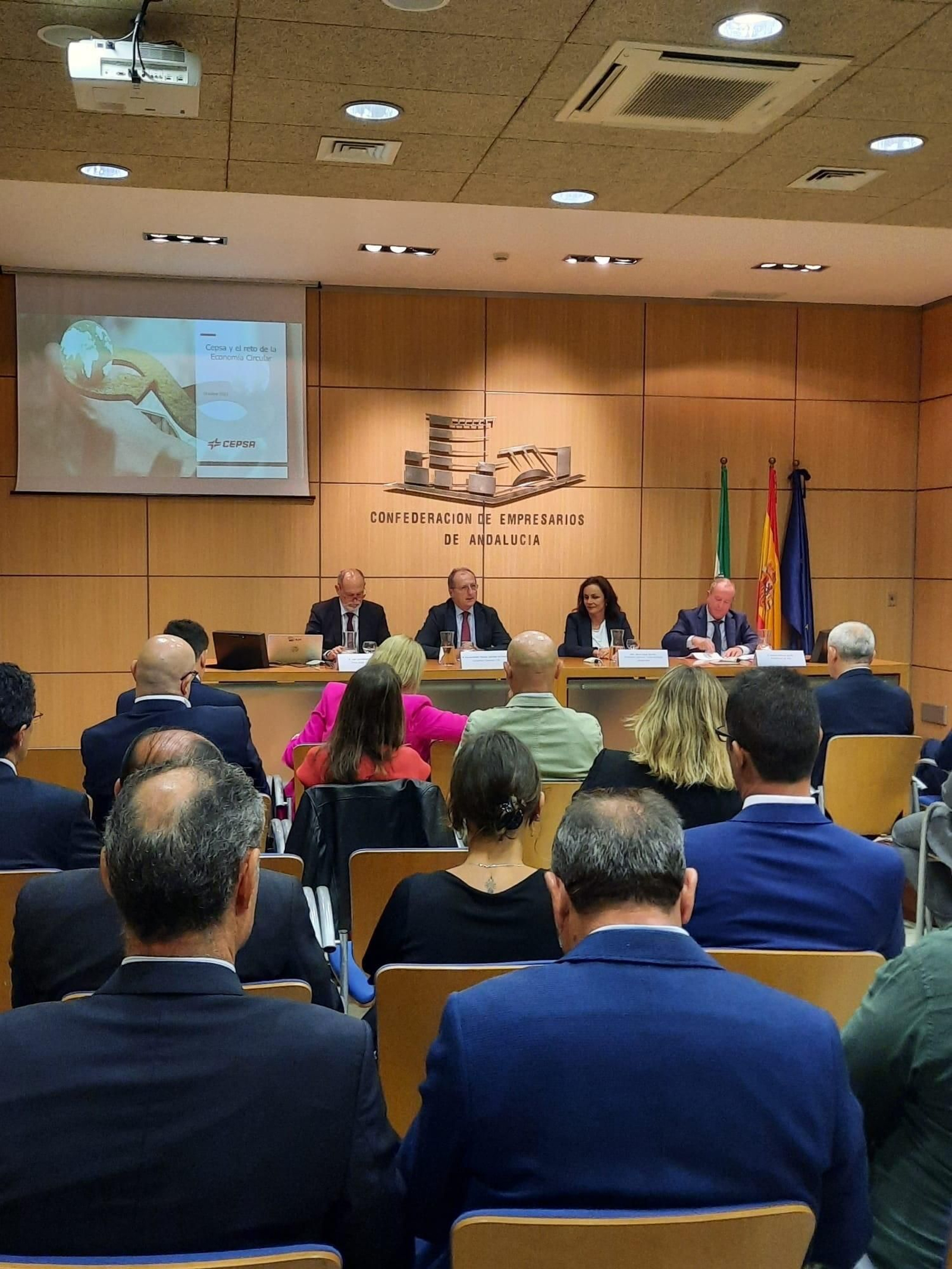 Público asistente a la jornada.