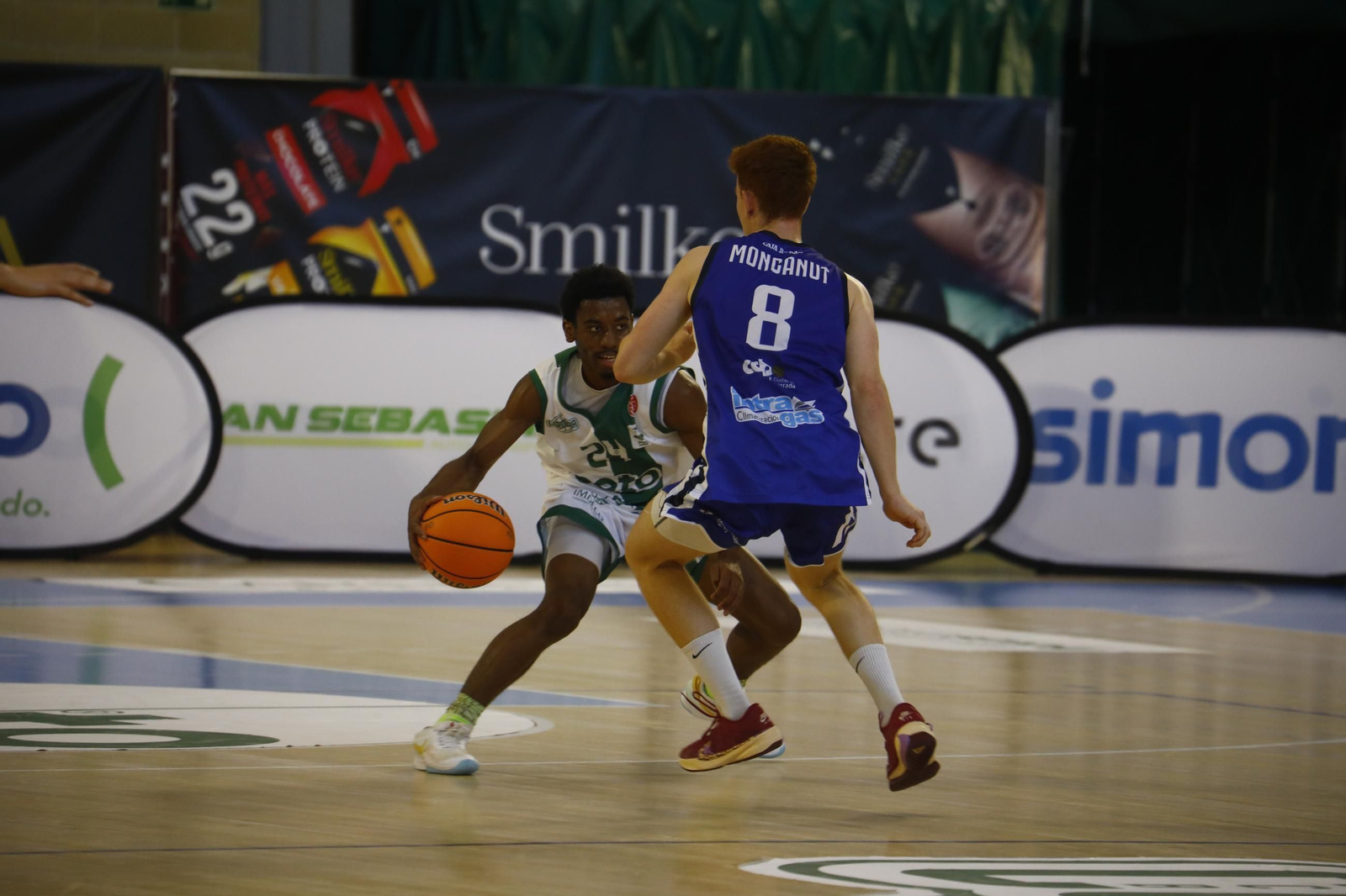 Las mejores fotos del ambiente en Vista Alegre para el Coto Córdoba - Clínica Ponferrada