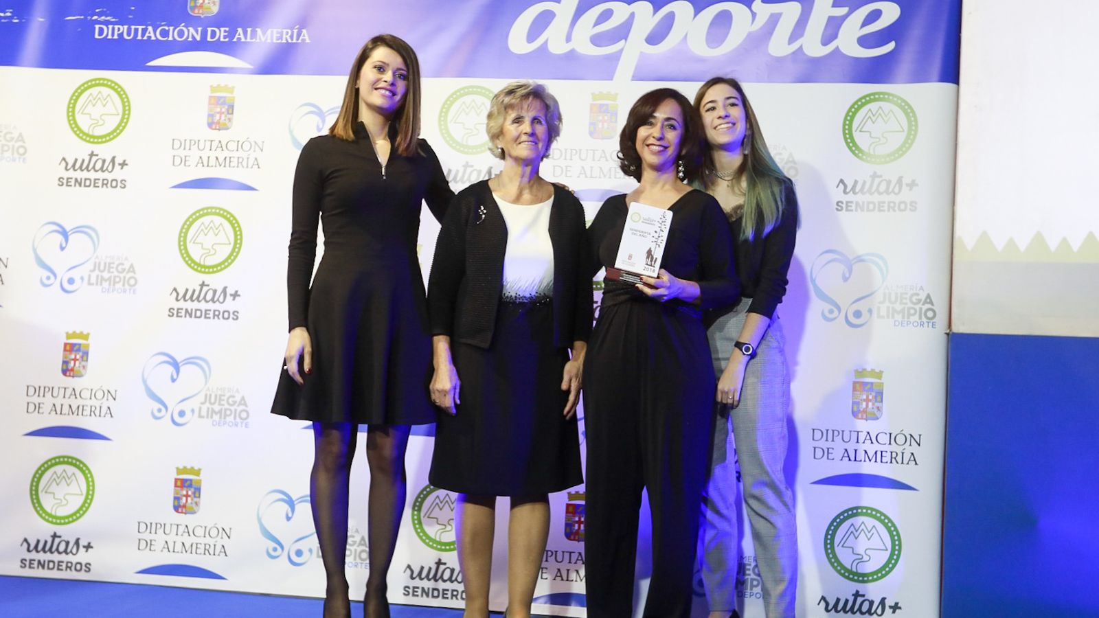 Los senderistas han formado una auténtica familia