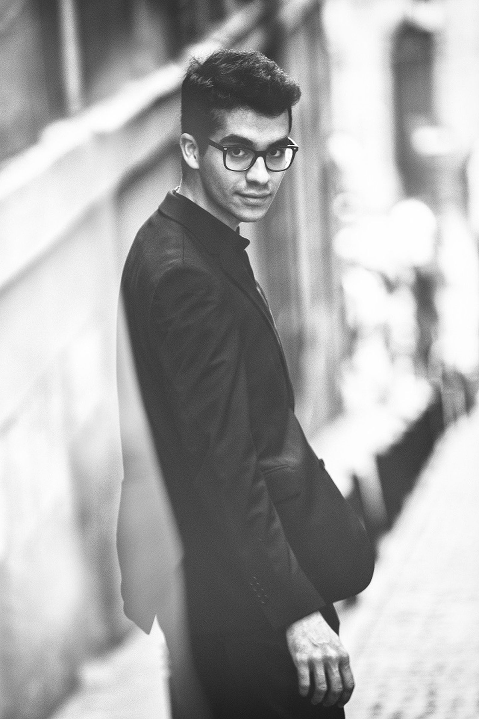 Juan Pérez Floristán acompaña a la ROSS como solista invitado.