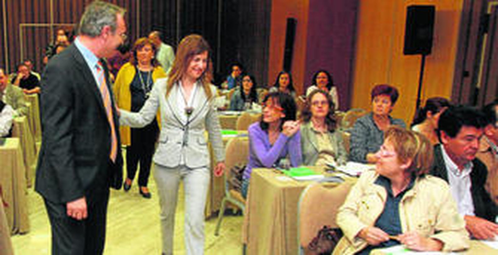 Juan Pablo Durán y Bibiana Aído, ayer en el acto celebrado en el Córdoba Center.