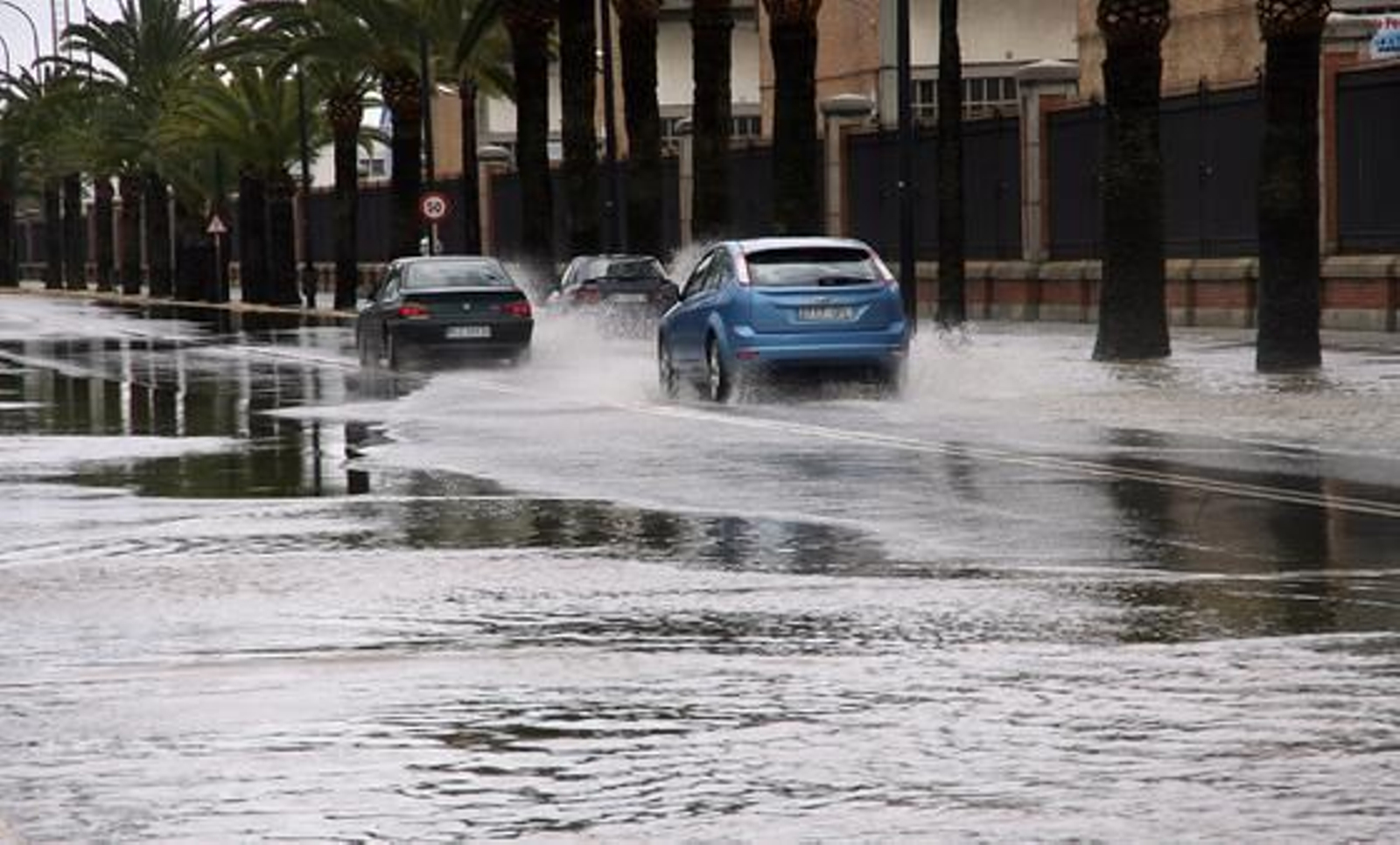 La crecida de los ríos provoca numerosas inundaciones en Huelva. / Reportaje fotográfico de Correa y Espinosa.
