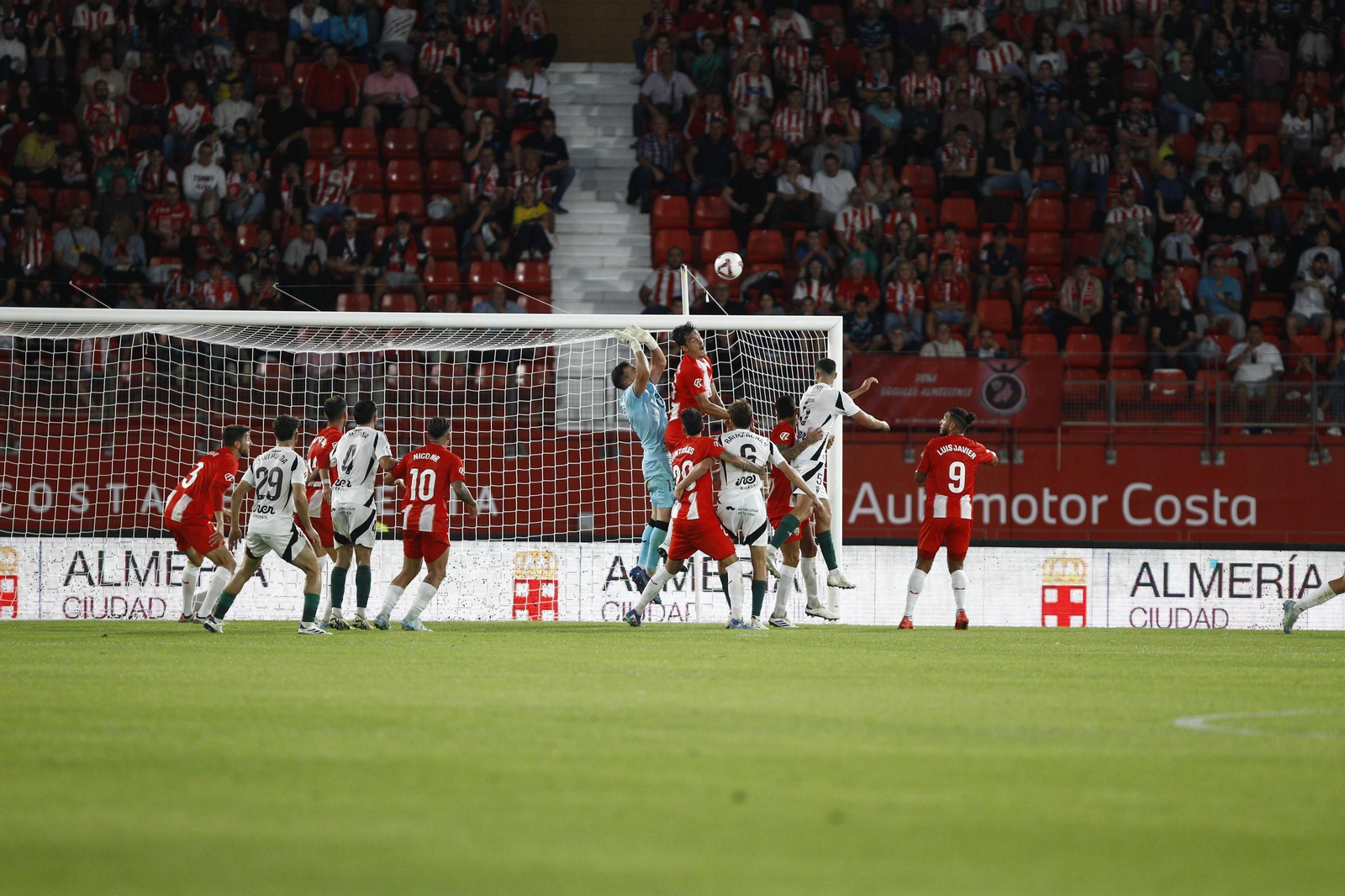 Las imágenes del partido U.D. Almería-Albacete Balompié