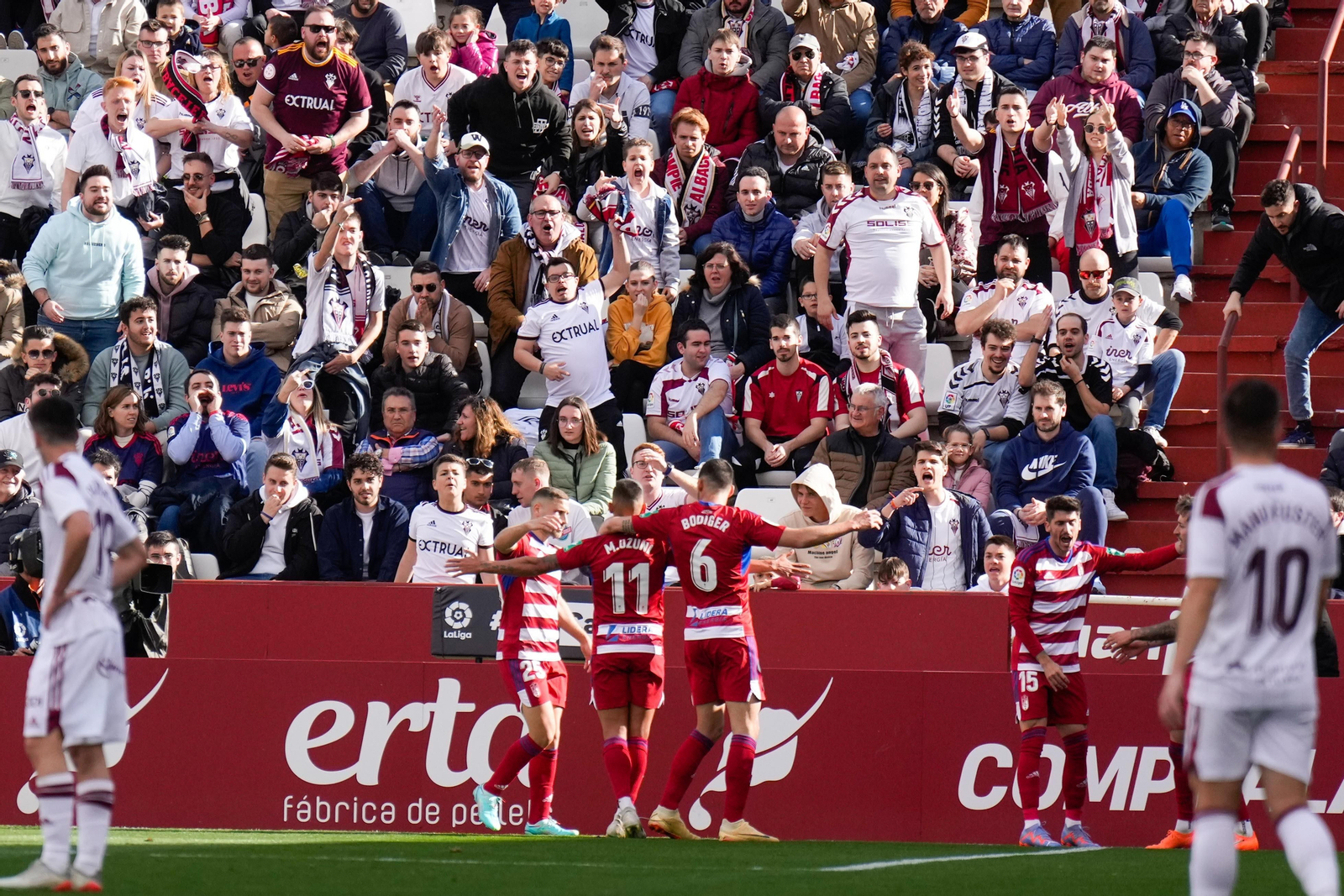 El Albacete-Granada CF, en imágenes