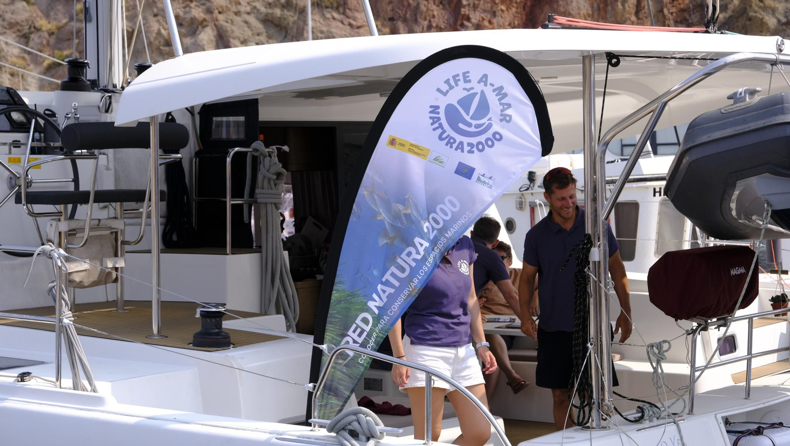 Un paseo en catamarán por Cabo de Gata, en imágenes