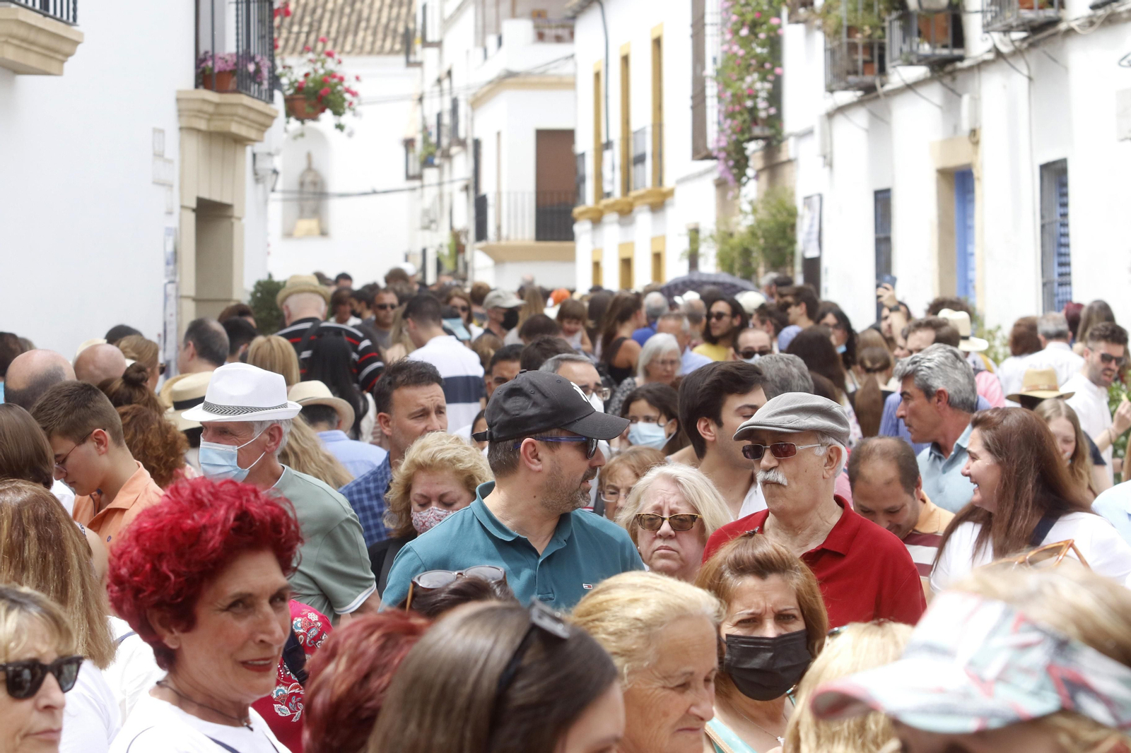 Un sábado de bulla en los Patios de Córdoba, en fotografías