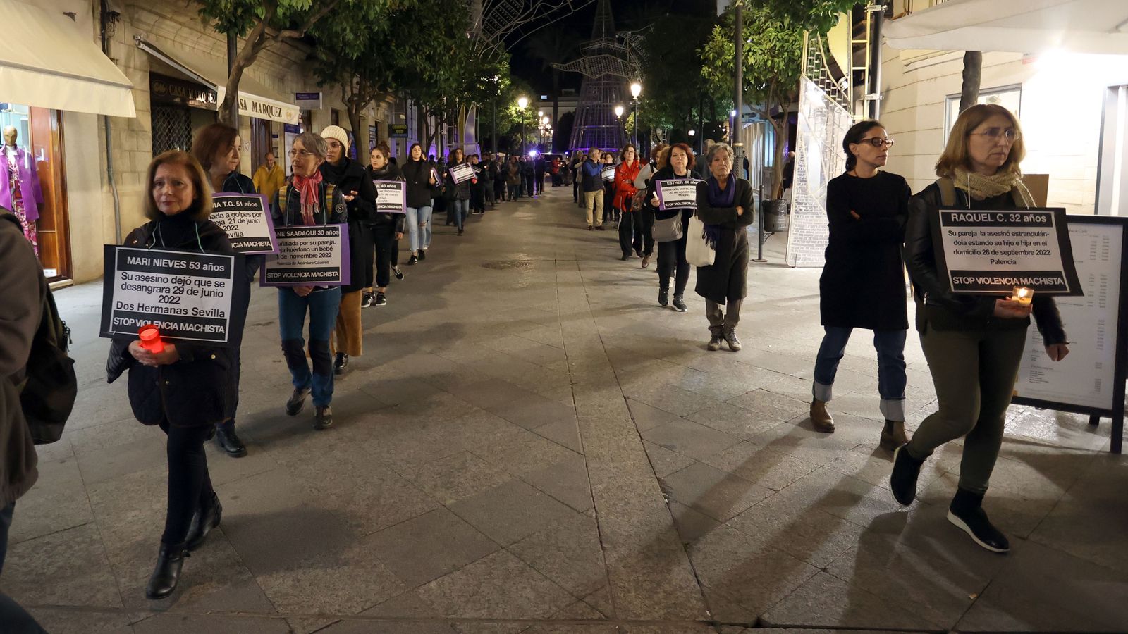 Vigilia contra la violencia machista por Jerez
