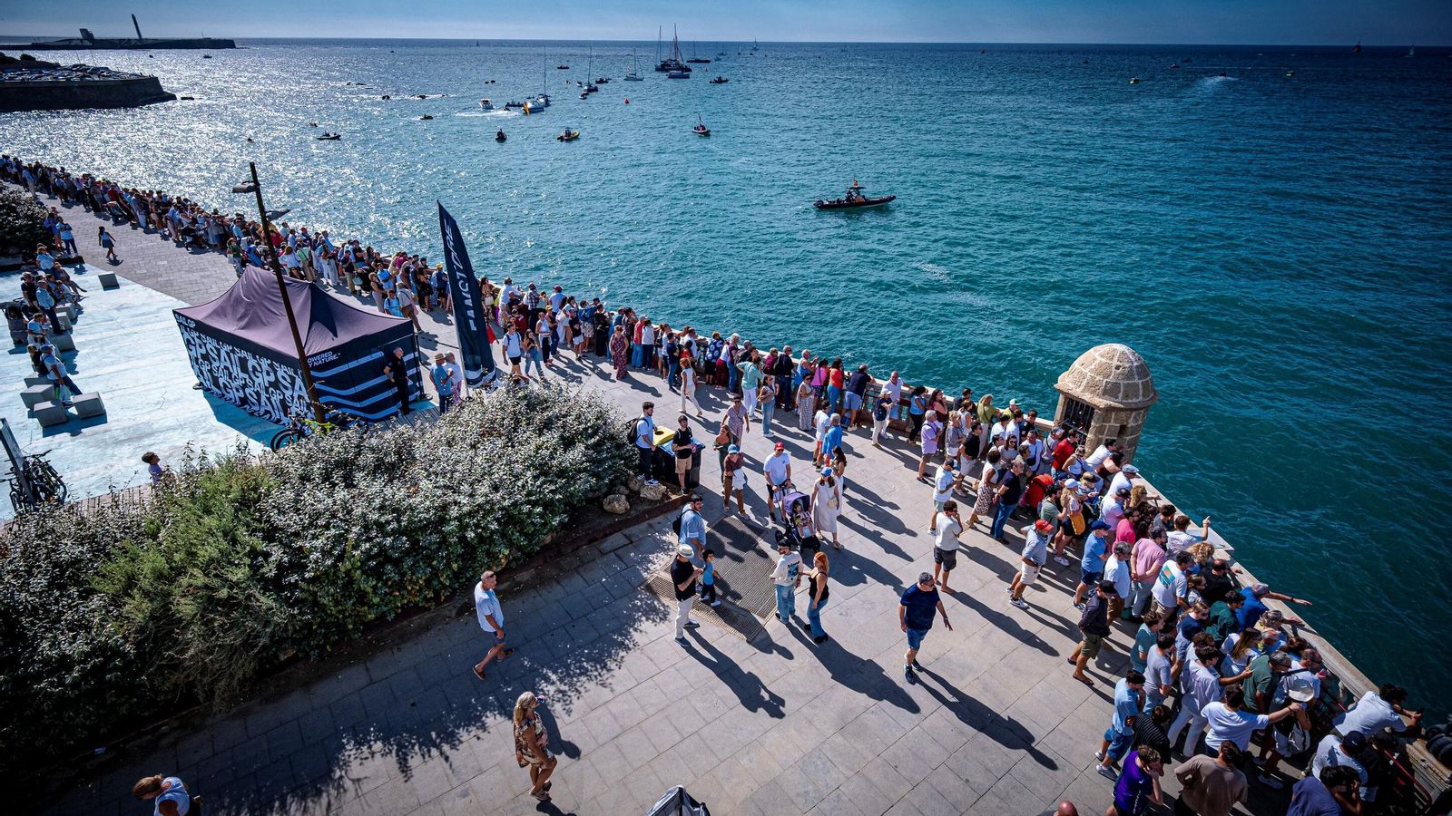 La Alameda se convierte en un balcón privilegiado en este evento náutico