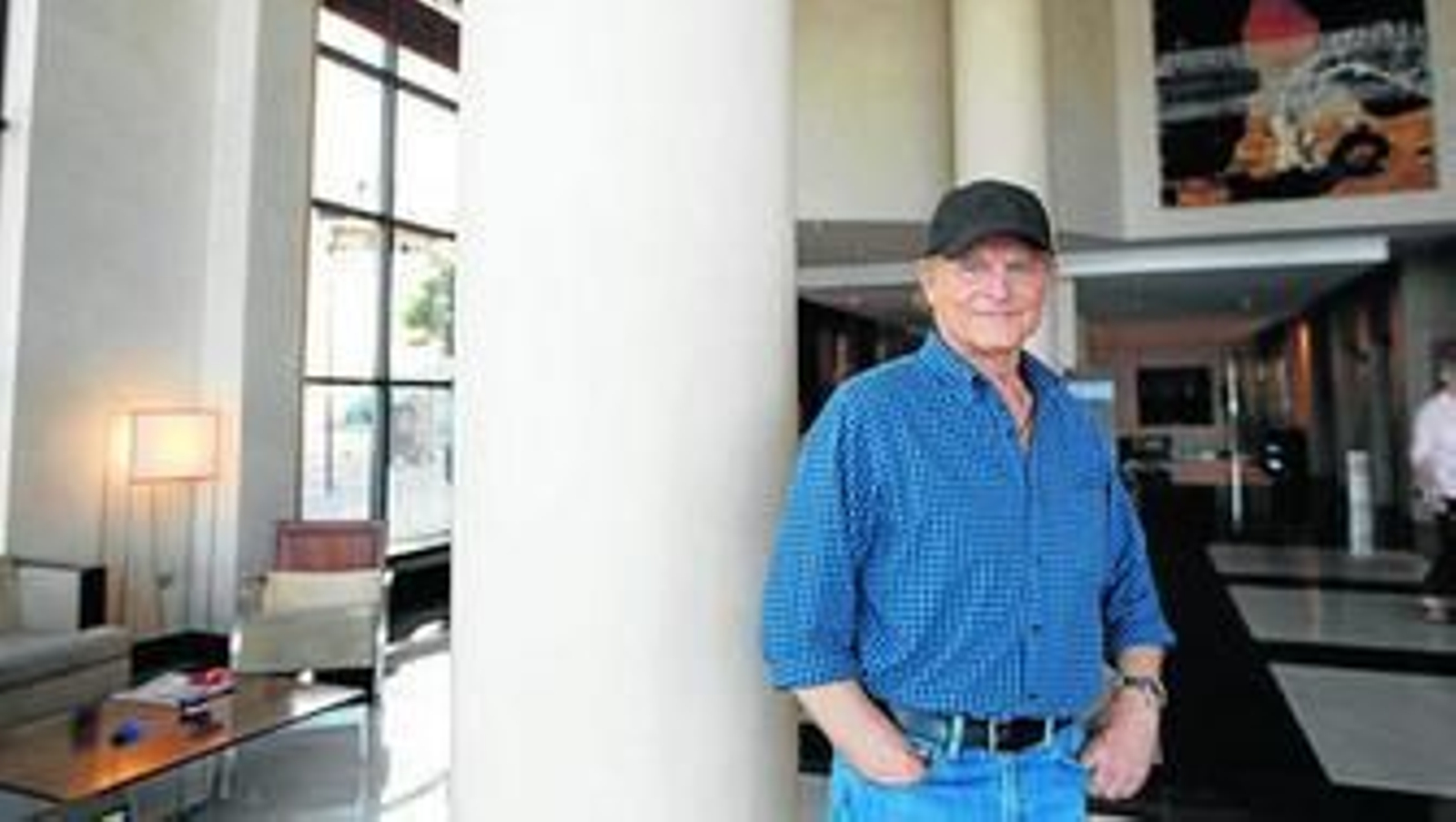 Terence Hill, ayer, en el hall del Hotel NH de la capital.