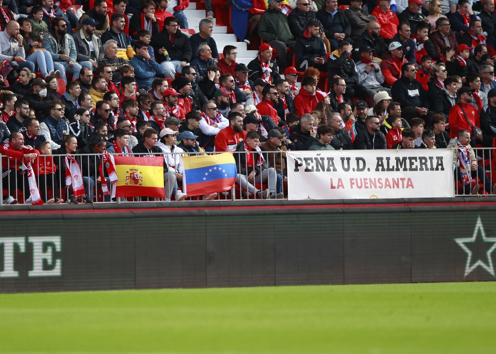 Imágenes del partido U.D. Almería-Real Sociedad