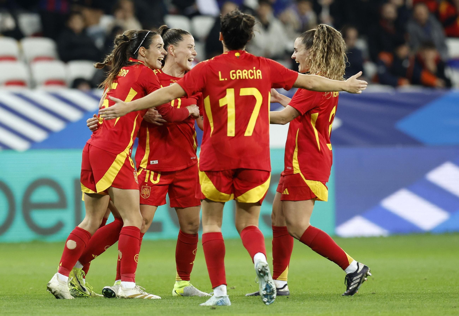 Las fotos de la exhibición de España femenina en Francia