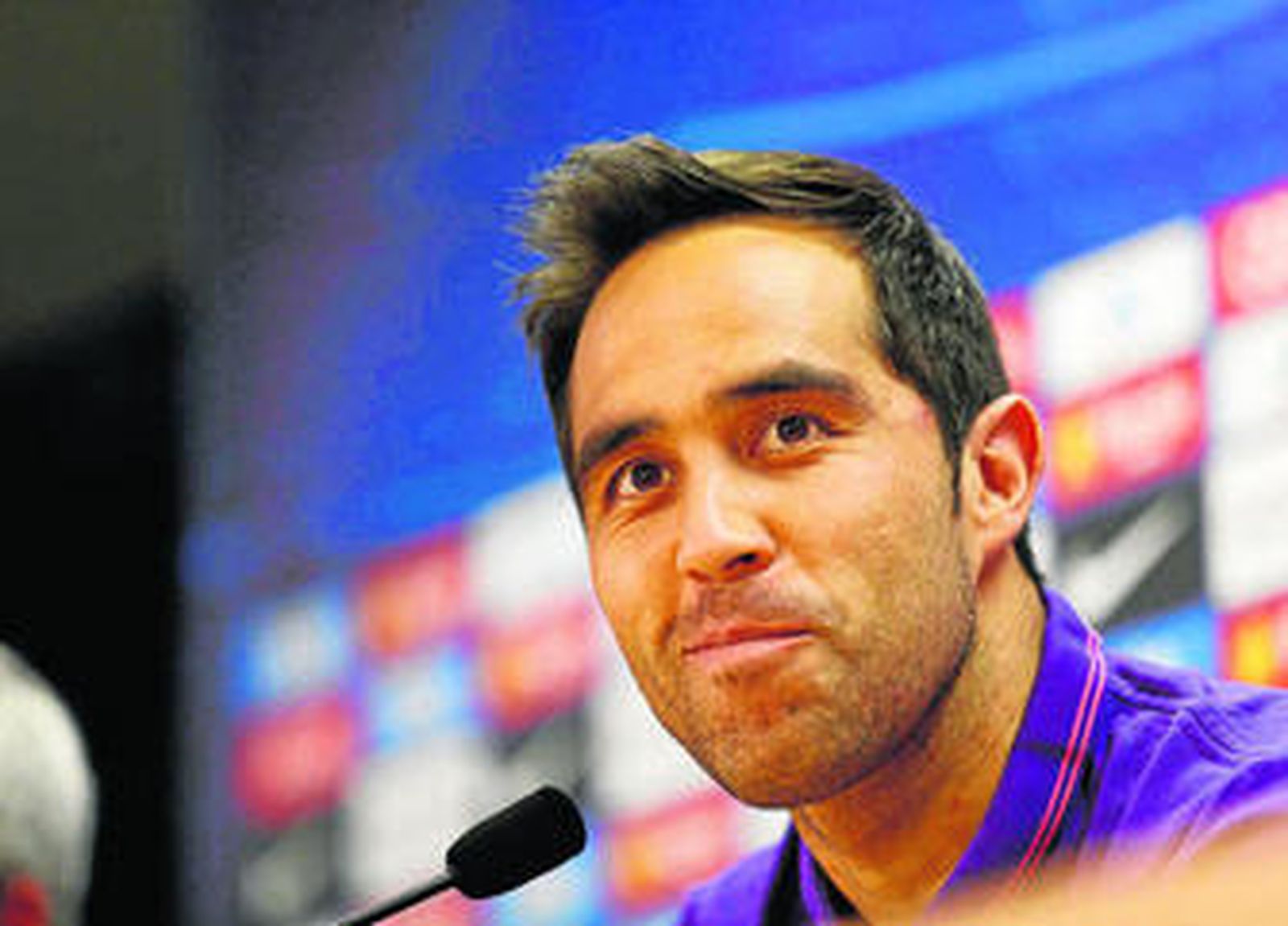 Claudio Bravo, durante la rueda de prensa previa al partido del Barcelona frente al Celta.