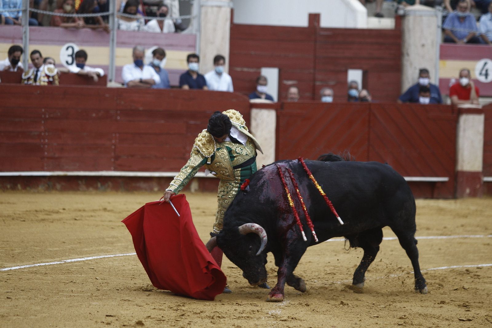 Fotogalería primera corrida de toros Feria de Almería