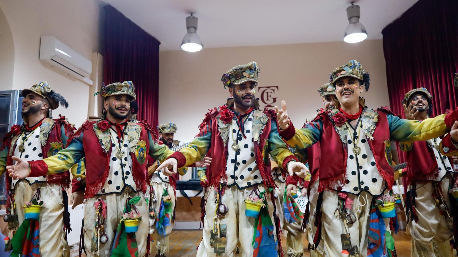 Búscate entre las mejores imágenes de la cuarta sesión de cuartos de final del COAC 2025