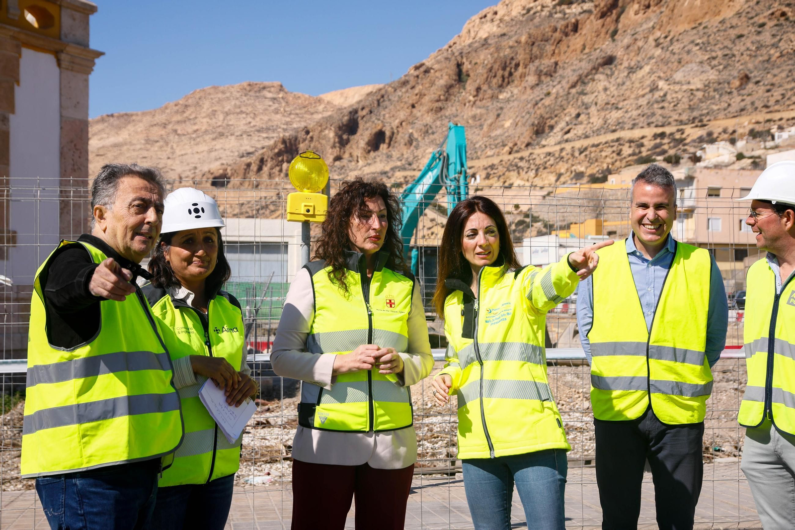 Las imágenes de la visita a la obras del Puerto de Almería
