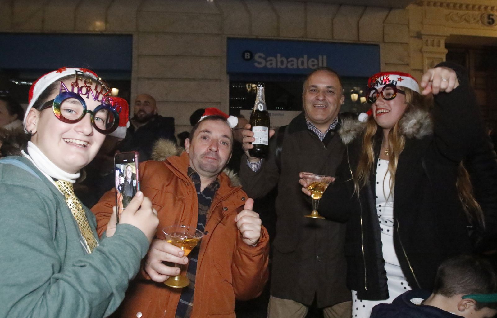 La Fiesta de Nochevieja en Las Tendillas, en imágenes