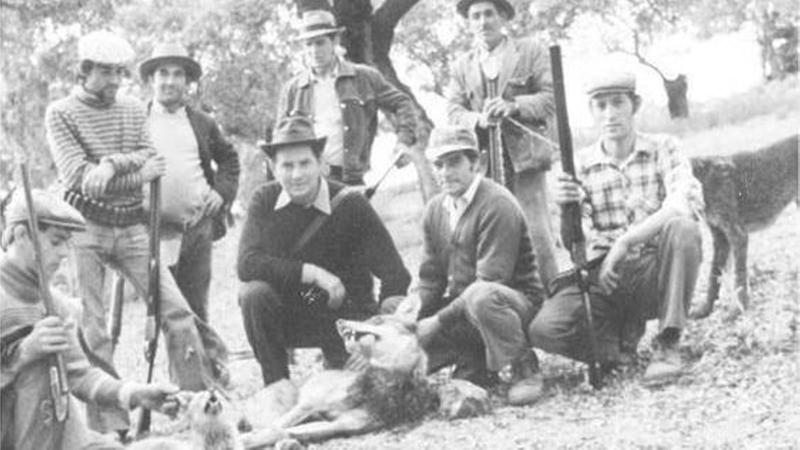 Cacería de la última loba en la Sierra de Huelva.