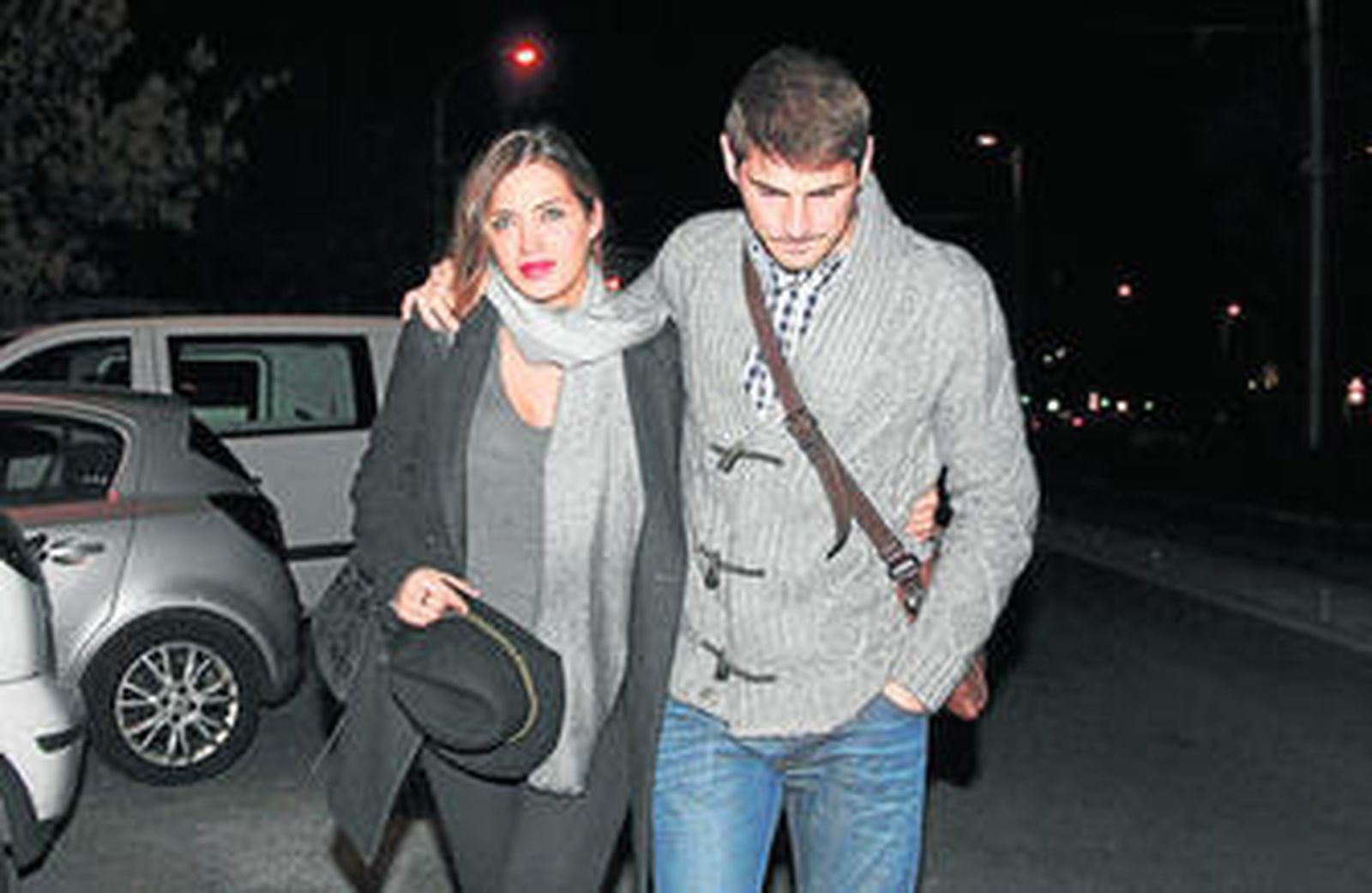 Íker no se ha separado de Sara en las últimas horas, y, de hecho, no viajó a Qatar ante el inminente nacimiento de su hijo.