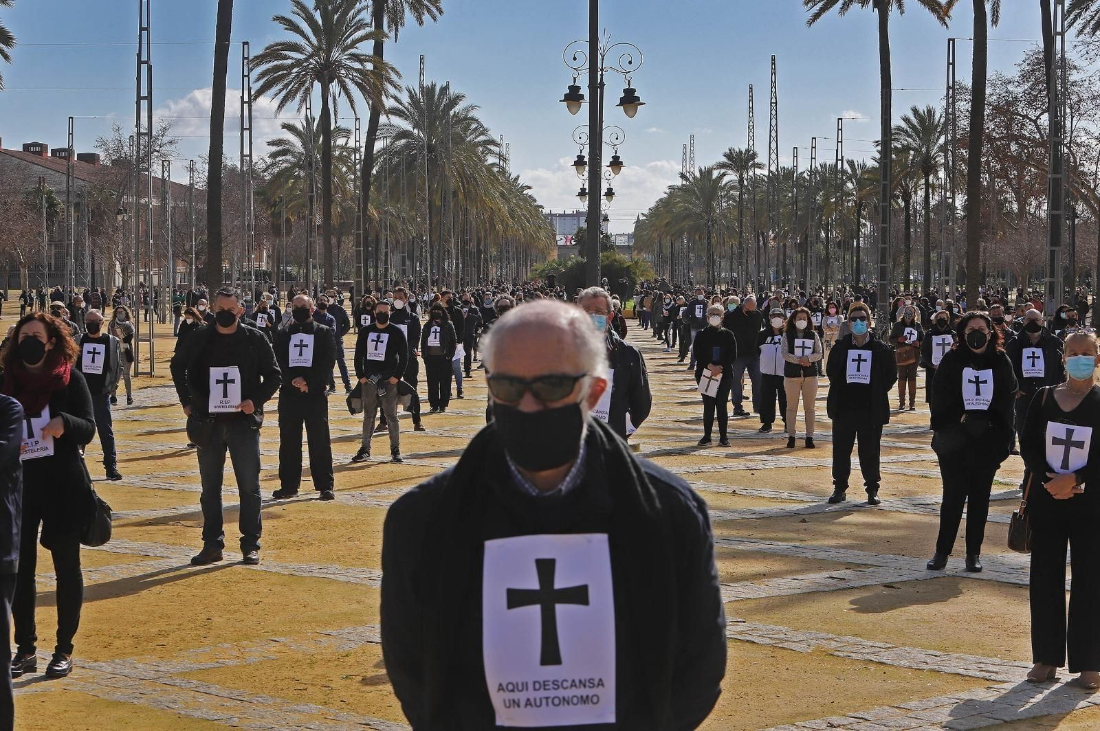 Un instante de la protesta realizada por autónomos en el parque González Hontoria