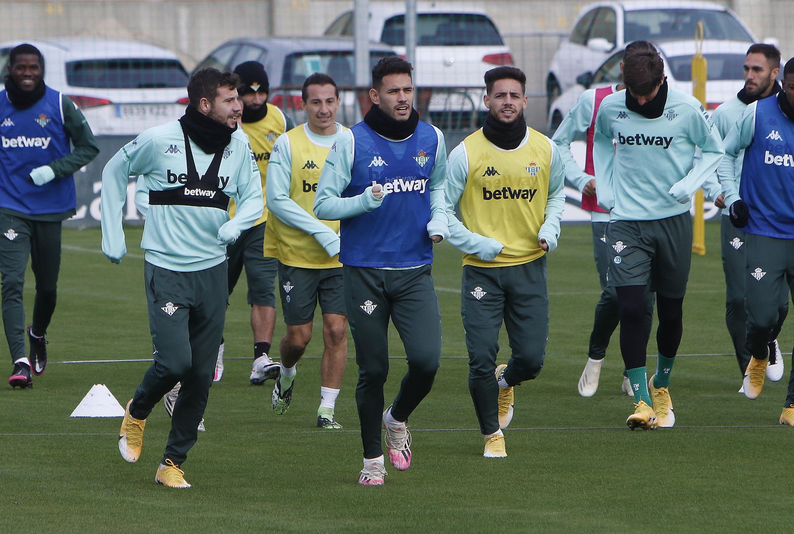 Los jugadores del Betis, en un entrenamiento.