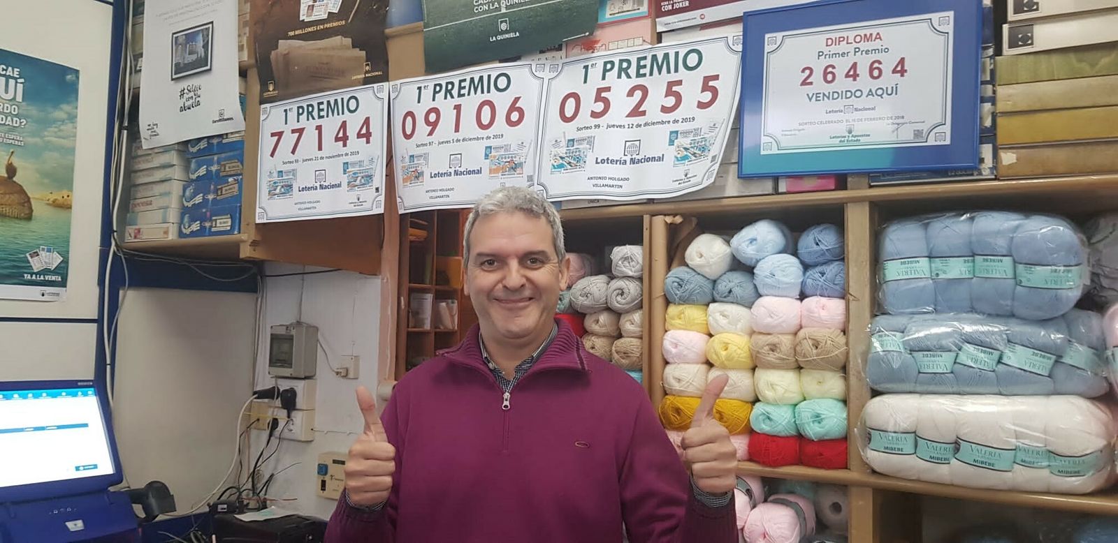 Antonio Holgado López, el dueño del punto receptor de Lotería.