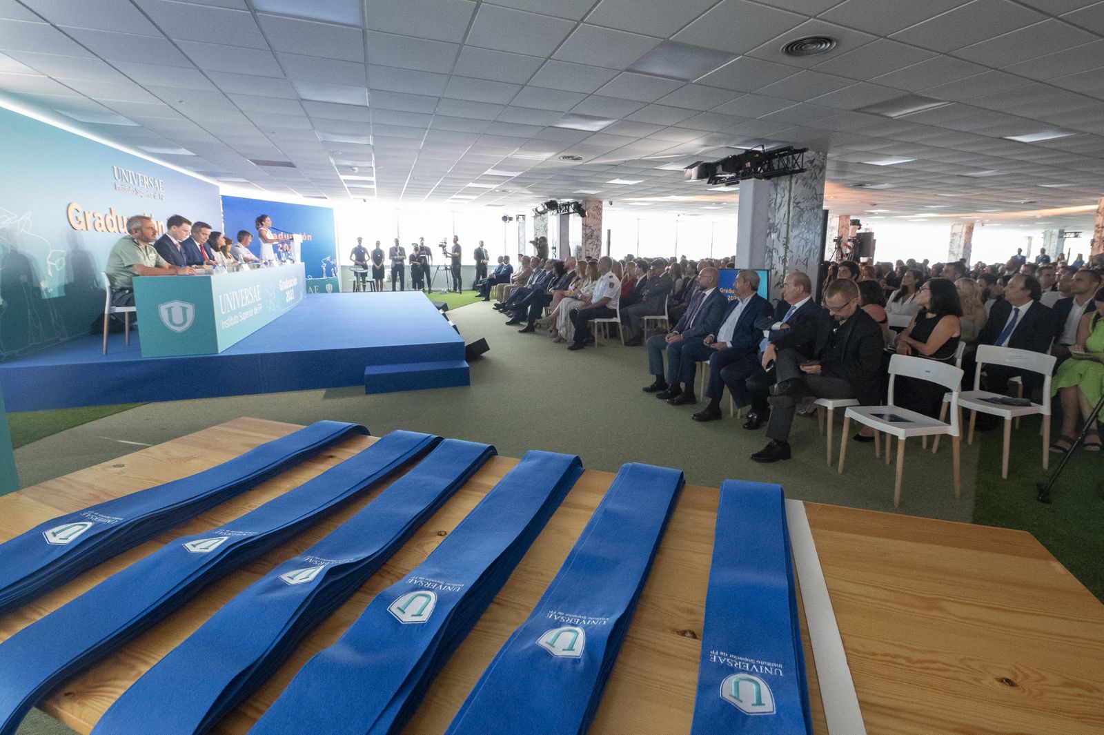 Graduación de la primera promoción de UNIVERSAE