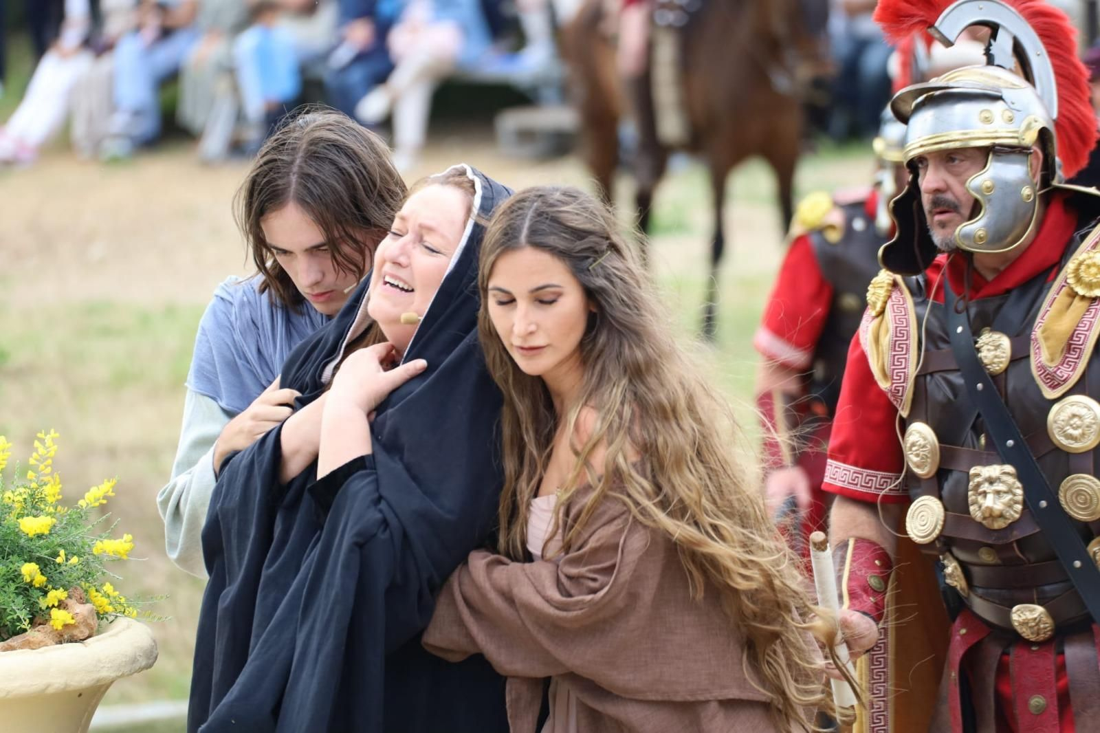 El Nazareno el Jueves Santo en Benalmádena Pueblo, en imágenes