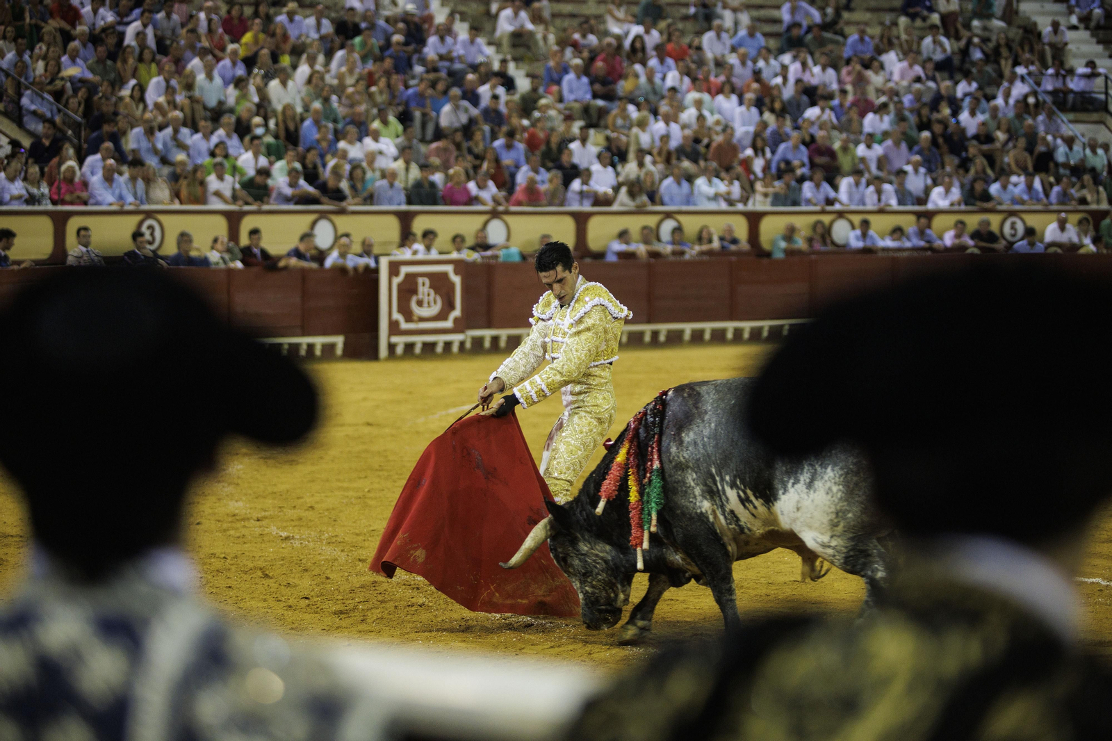 Las imágenes de la tarde de toros del domingo en El Puerto